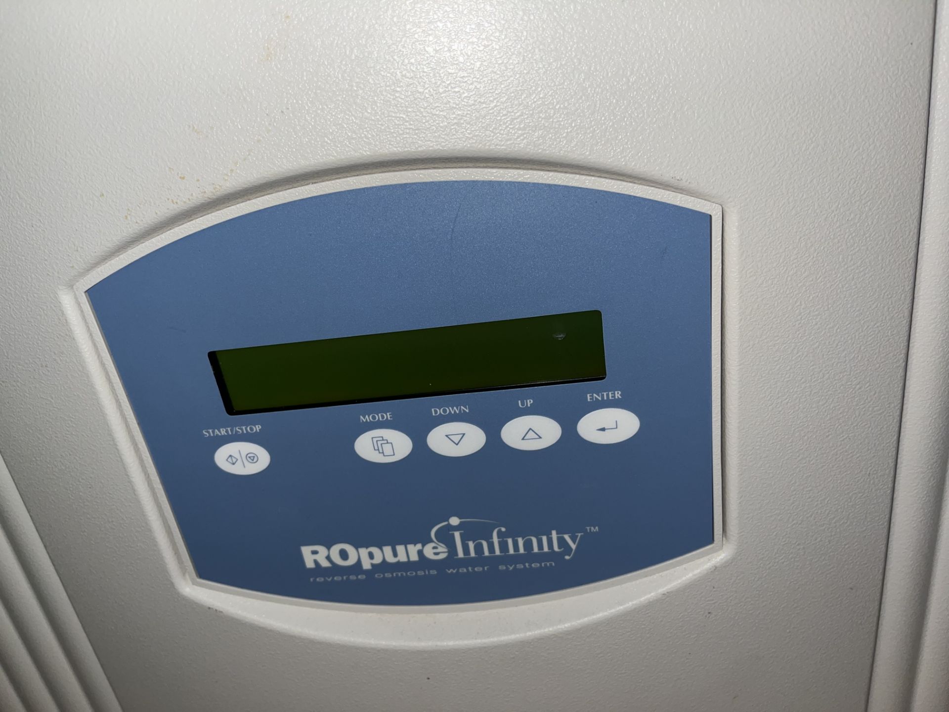 Barnstead Ropure Infinity Water Purifier Barnstead Ropure Infinity Water Purifier: Model# D9014 - Image 4 of 5