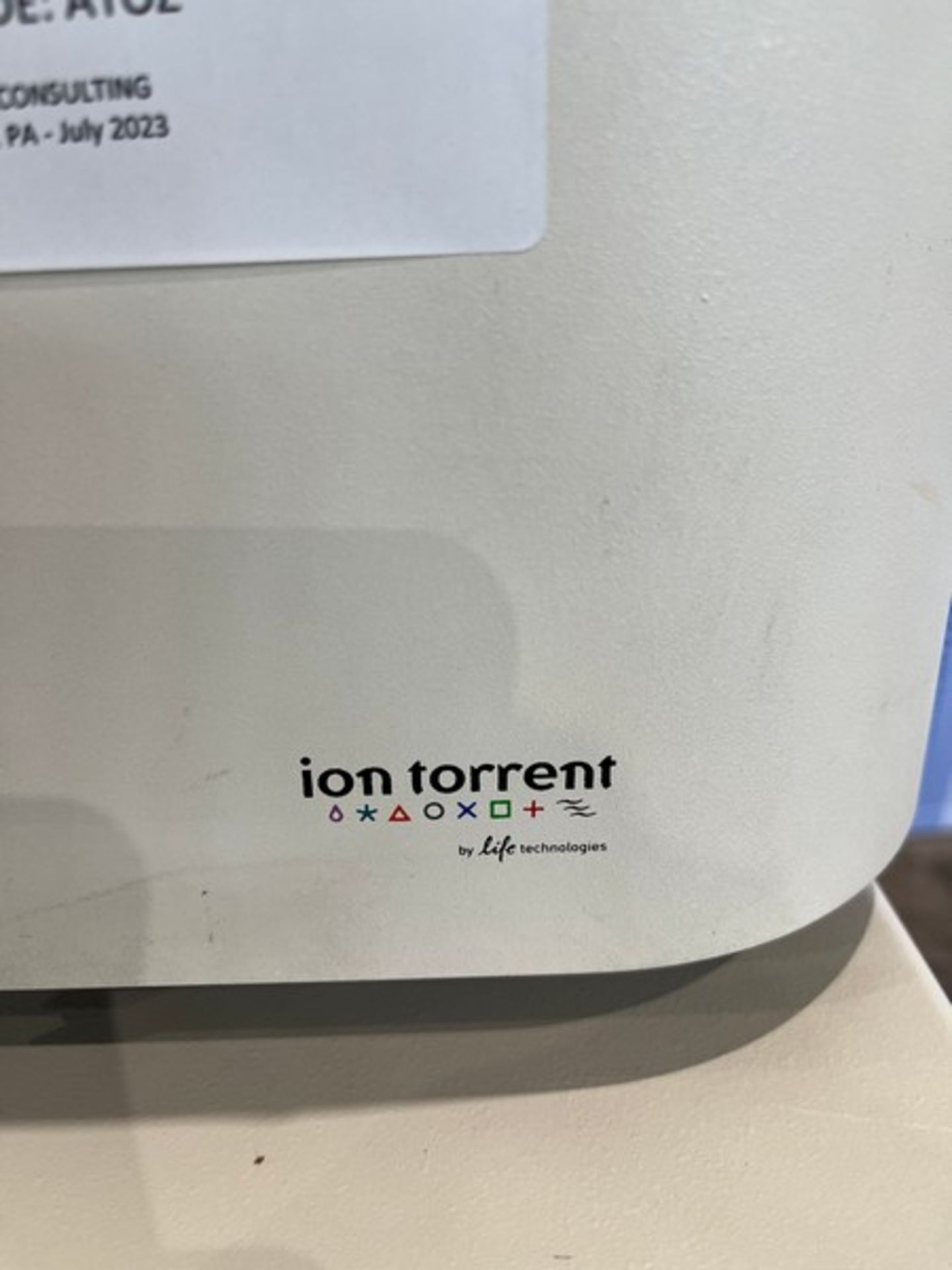 Life Technologies Ion Torrent One Touch 2 Life Technologies Ion Torrent One Touch 2 Instrument - Image 2 of 6