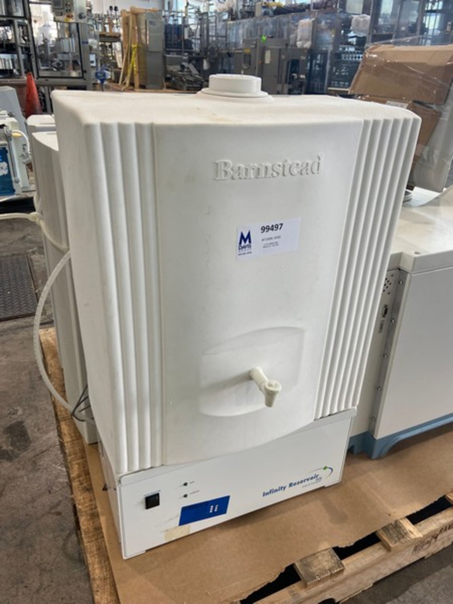 Barnstead Infinity Reservoir 60L Pump/UV Accessory (INV#99497) (Located @ the MDG Auction Showroom