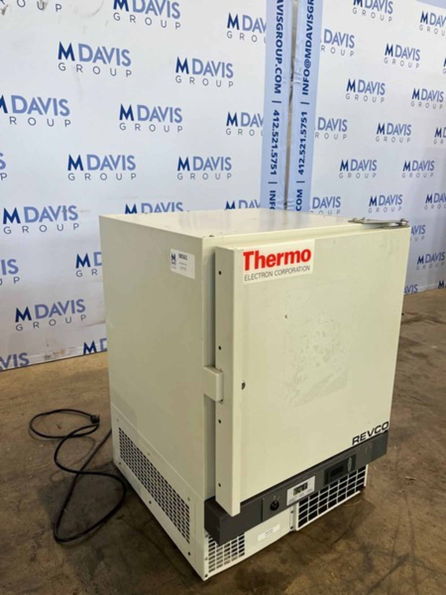 Thermo Fisher Revco REL404A Under Counter Freezer Thermo Fisher Revco Under Counter Freezer (