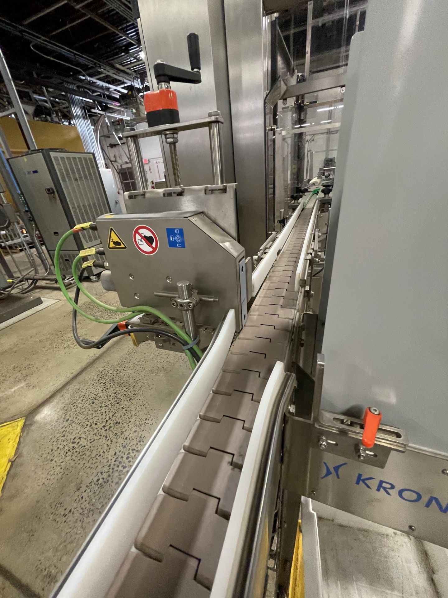 KRONES CHECKMAT INSPECTION SYSTEM, TYPE CHECKMAT 7.5 (2019 MFG)(RIGGING: $1,000. LOCATED IN - Image 8 of 10