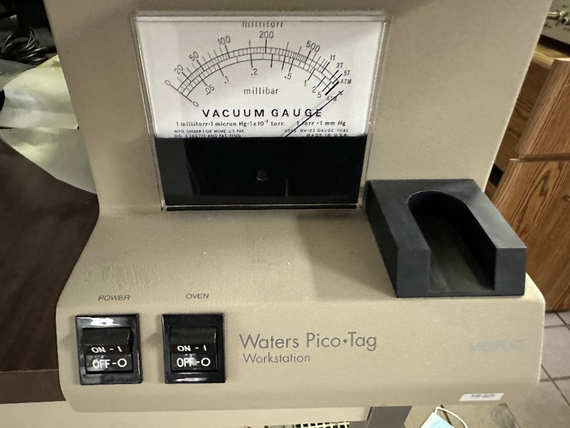 Waters Pico-Tag Workstation (LOCATED IN MIDDLETOWN, N.Y.)-FOR PACKAGING & SHIPPING QUOTE, PLEASE - Image 2 of 3