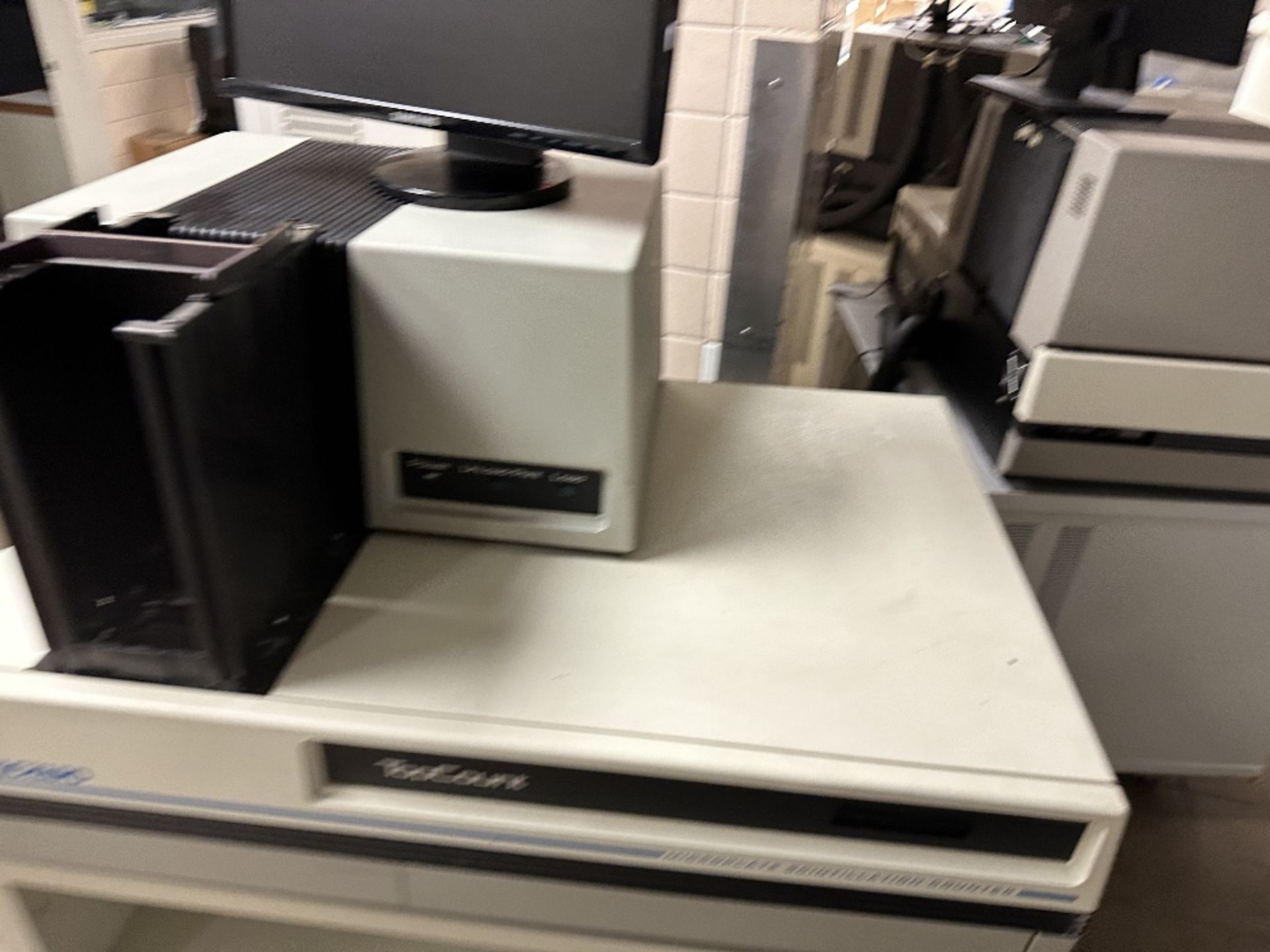Packard TopCount A99120 Microplate Scintillation (LOCATED IN MIDDLETOWN, N.Y.)-FOR PACKAGING & - Image 10 of 11