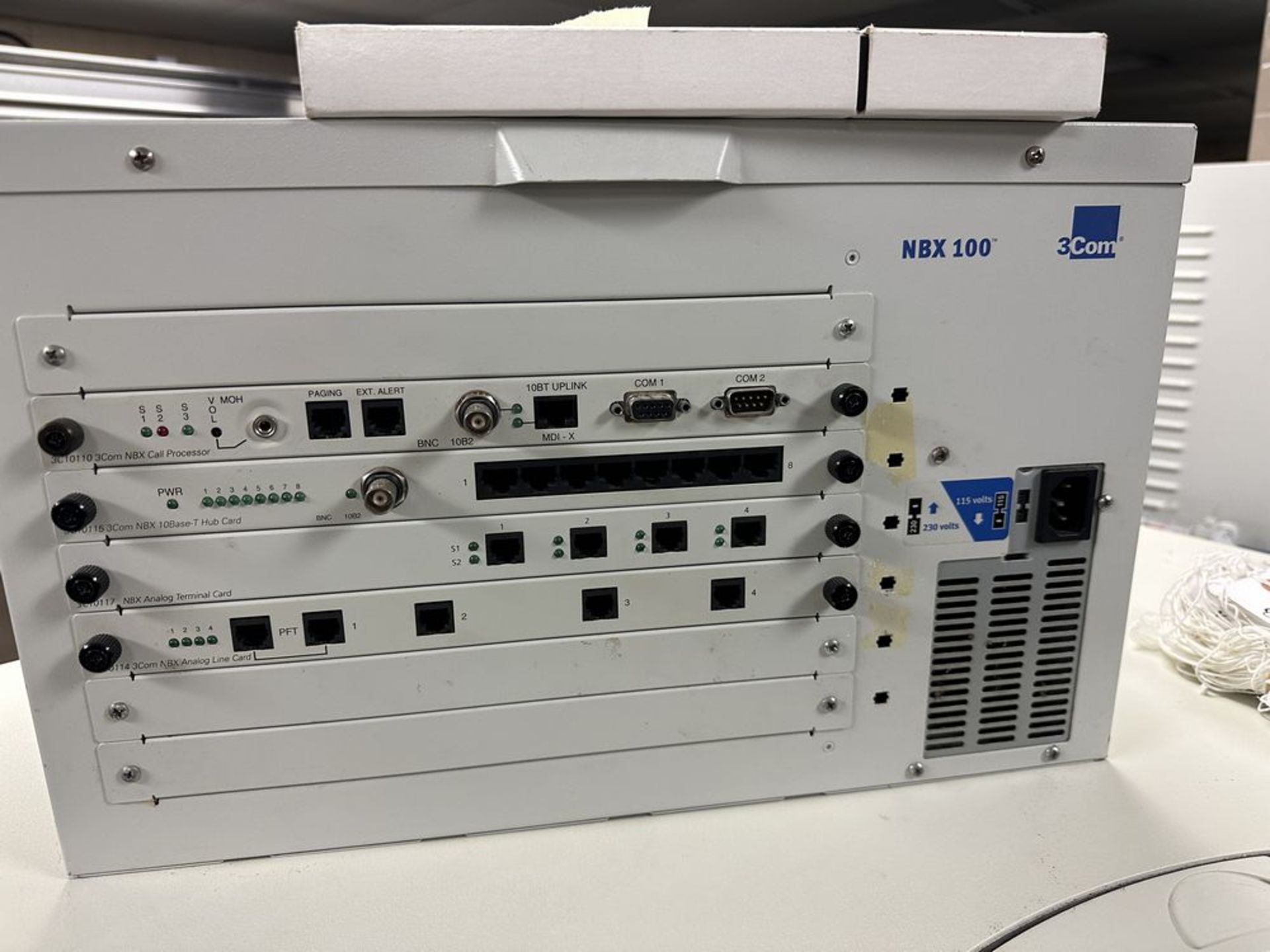 3Com NBX 100 supports up to 200 devices (LOCATED IN MIDDLETOWN, N.Y.)-FOR PACKAGING & SHIPPING