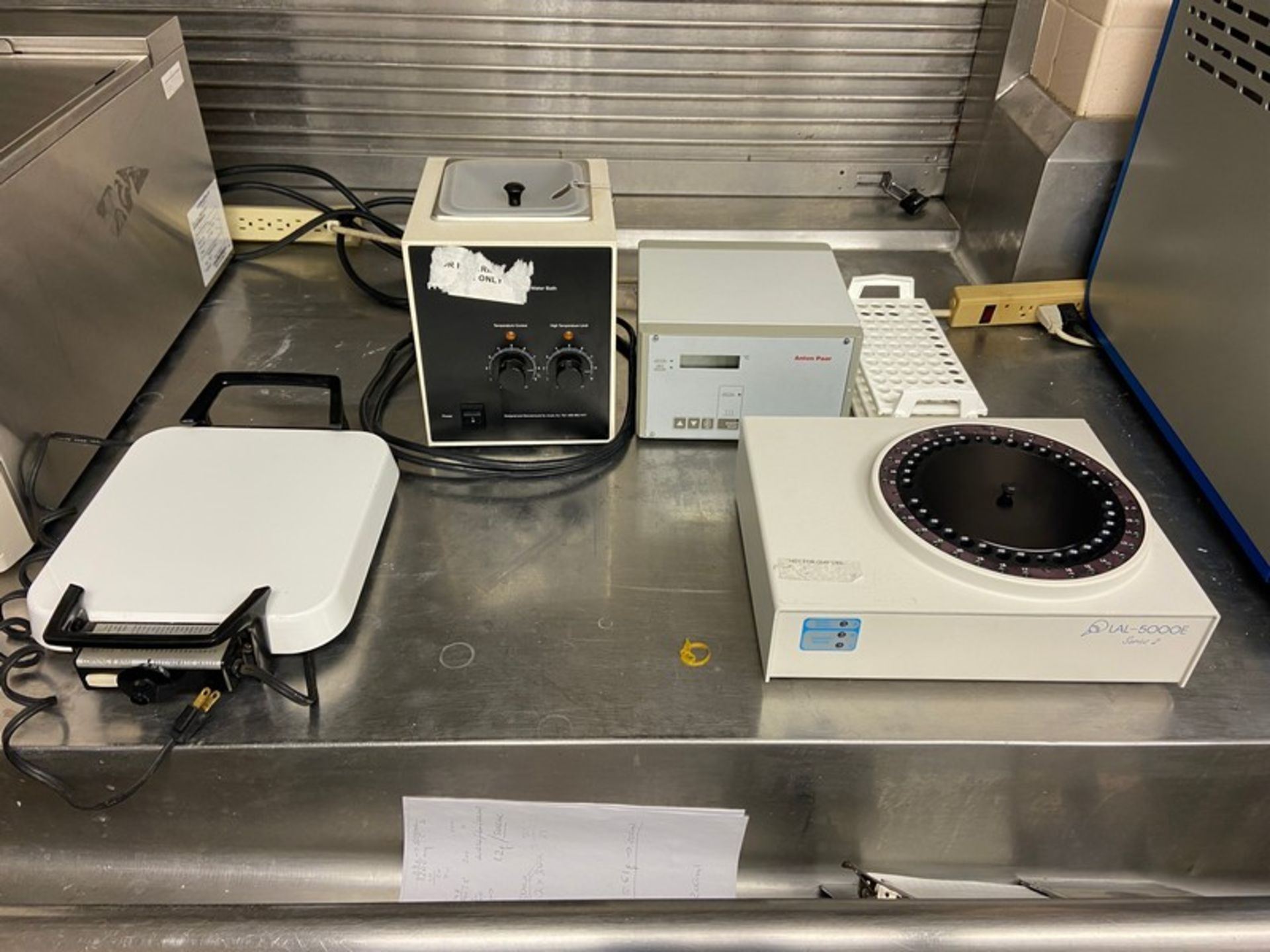 Lot of Assorted (5) Pce. Lab Equipment, Includes Plastic Test Tube Racks, LAL-5000E, Hot Plate,-