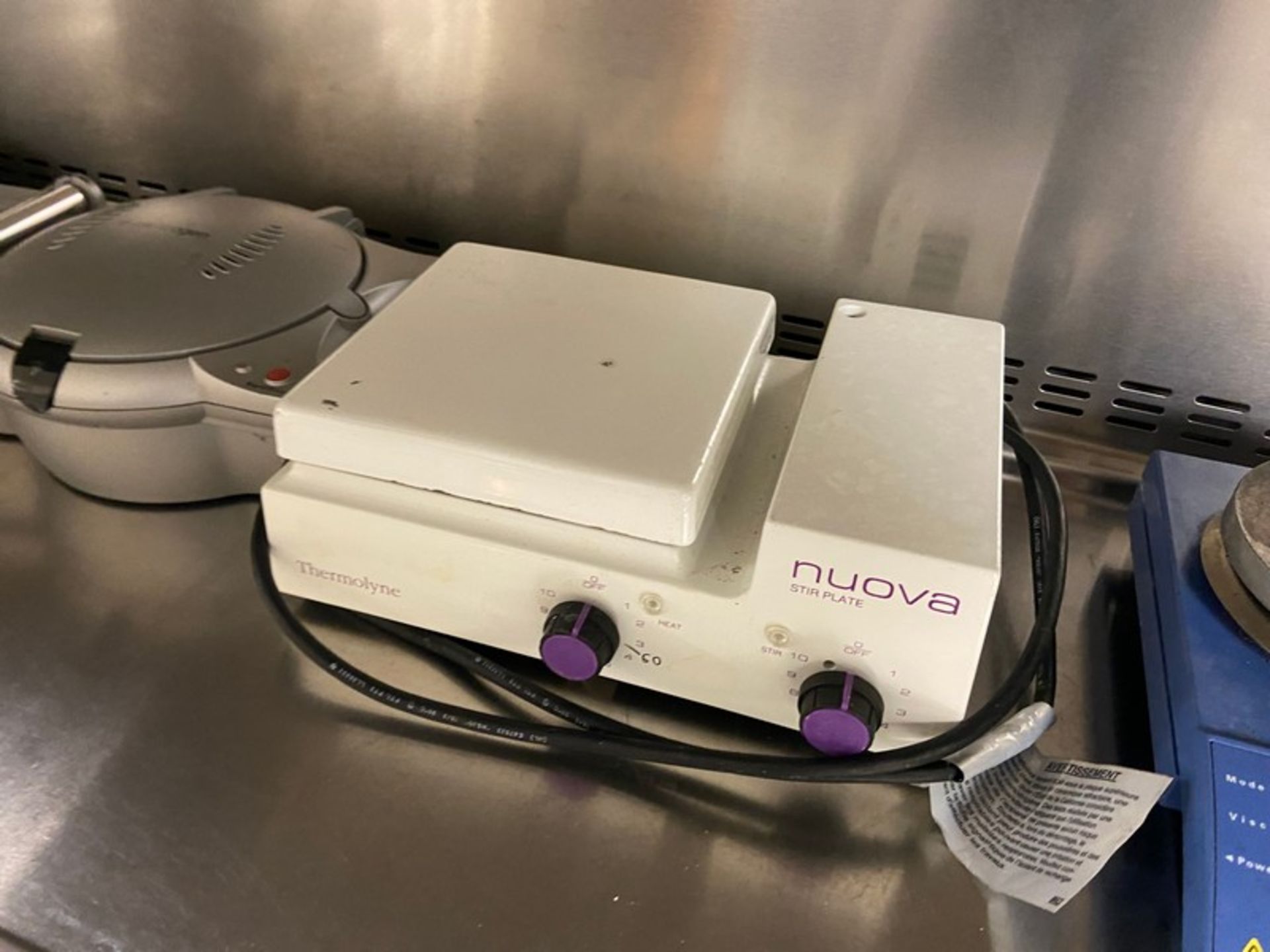 Thermolyne Nuova Stir Plate, with Power Cord (LOCATED IN MIDDLETOWN, N.Y.)-FOR PACKAGING & - Image 2 of 2