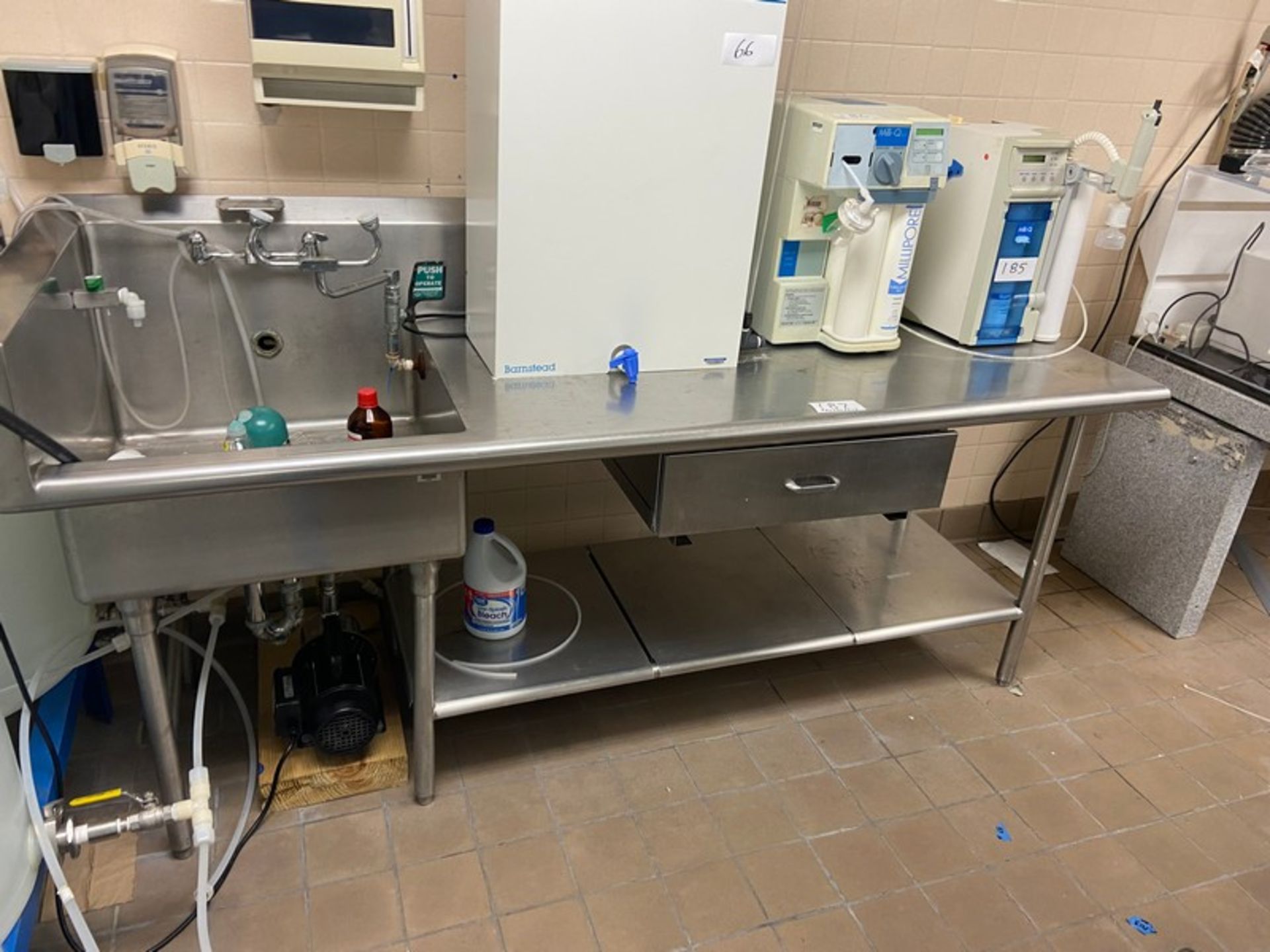 S/S Sink with S/S Counter, with S/S Bottom Shelf (LOCATED IN MIDDLETOWN, N.Y.)-FOR PACKAGING &