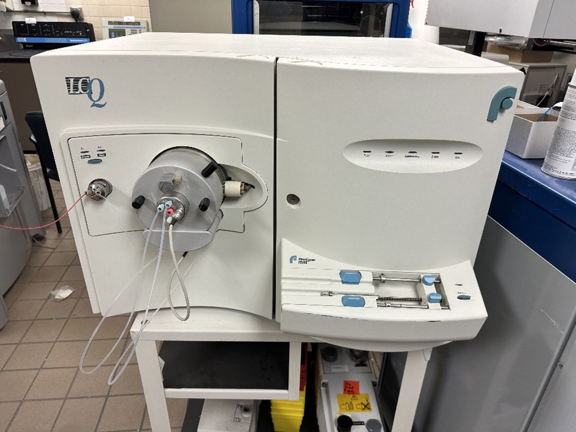 Thermo Finnigan LCQ Mass Spectrometer System (LOCATED IN MIDDLETOWN, N.Y.)-FOR PACKAGING &