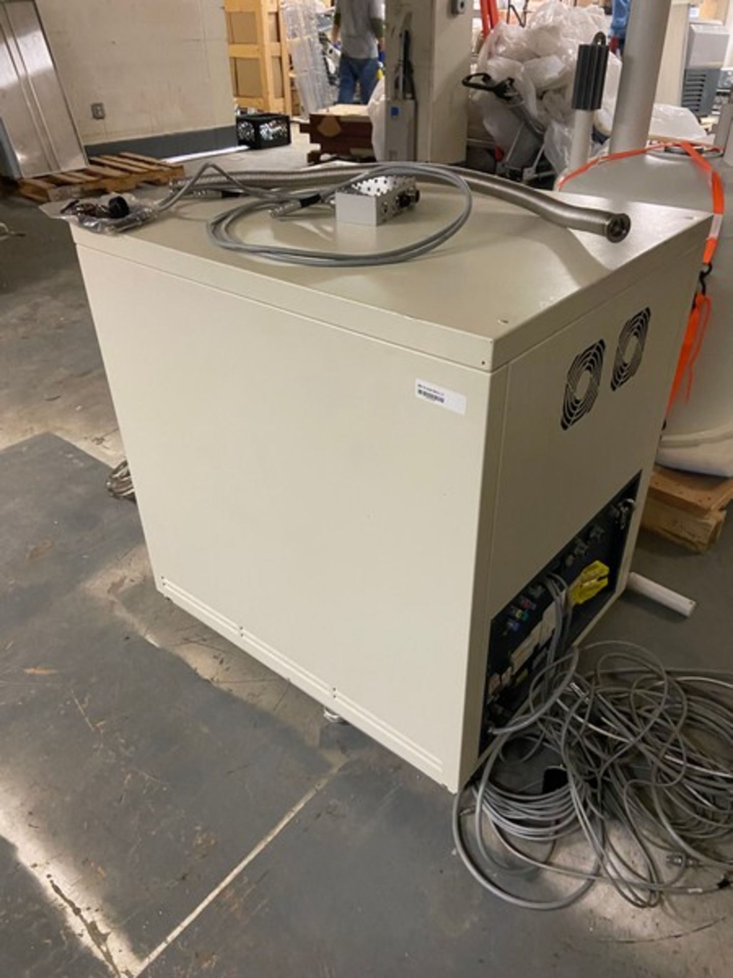 Bruker Cryo Platform Cryocooler Unit 3m, S/N 2004-108, REF Z70377 ECL 02, 230 Volts (LOCATED IN- - Image 4 of 6