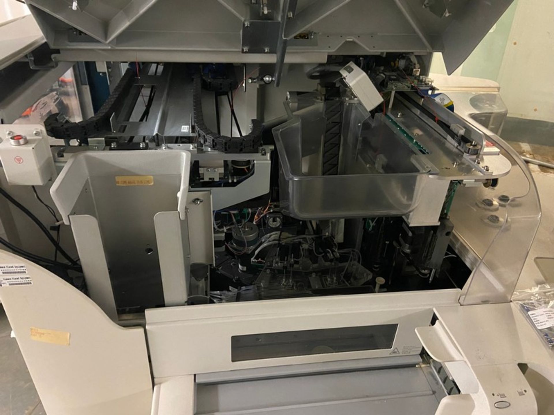 Advia Centaur XP Immunoassay System, S/N IRL17021041, 200-240 Volts (LOCATED IN MIDDLETOWN, N.Y)-FOR - Image 7 of 8