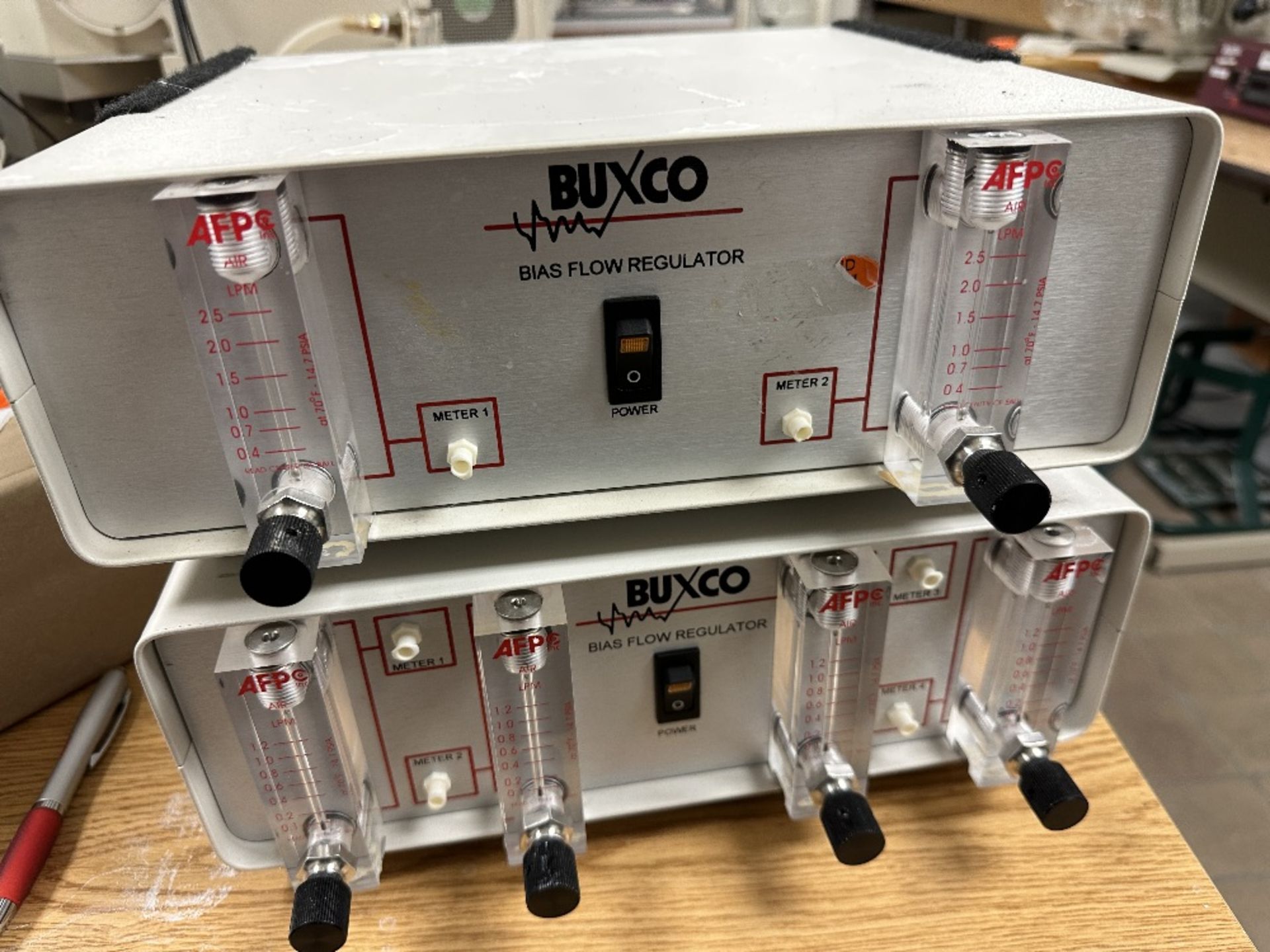 Buxco Bias Flow Regulator 2 & 4 Channel (LOCATED IN MIDDLETOWN, N.Y.)-FOR PACKAGING & SHIPPING - Image 2 of 4