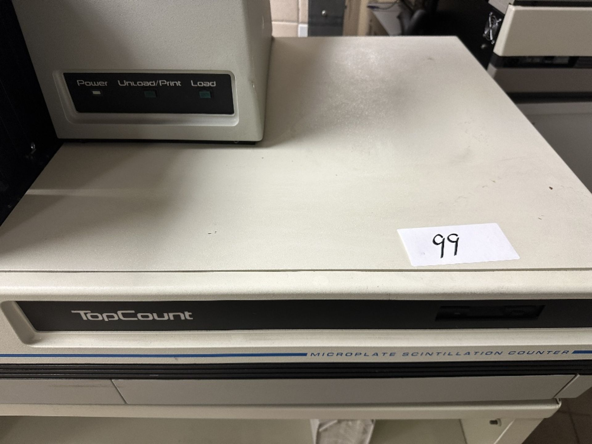 Packard TopCount A99120 Microplate Scintillation (LOCATED IN MIDDLETOWN, N.Y.)-FOR PACKAGING & - Image 7 of 11