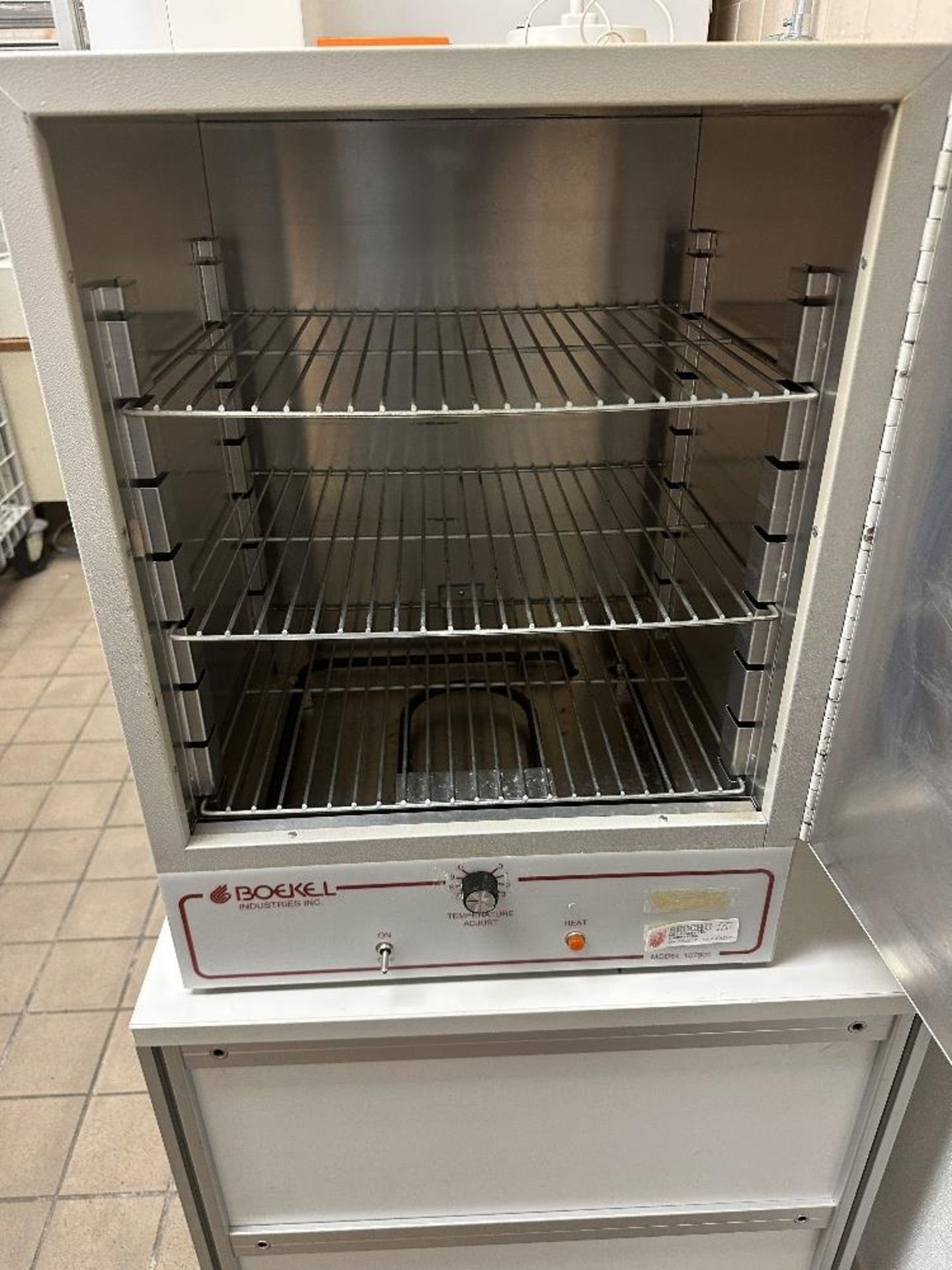 Boekel Large Lab Oven 107801, 2.7 cuft (LOCATED IN MIDDLETOWN, N.Y.)-FOR PACKAGING & SHIPPING QUOTE, - Image 4 of 4