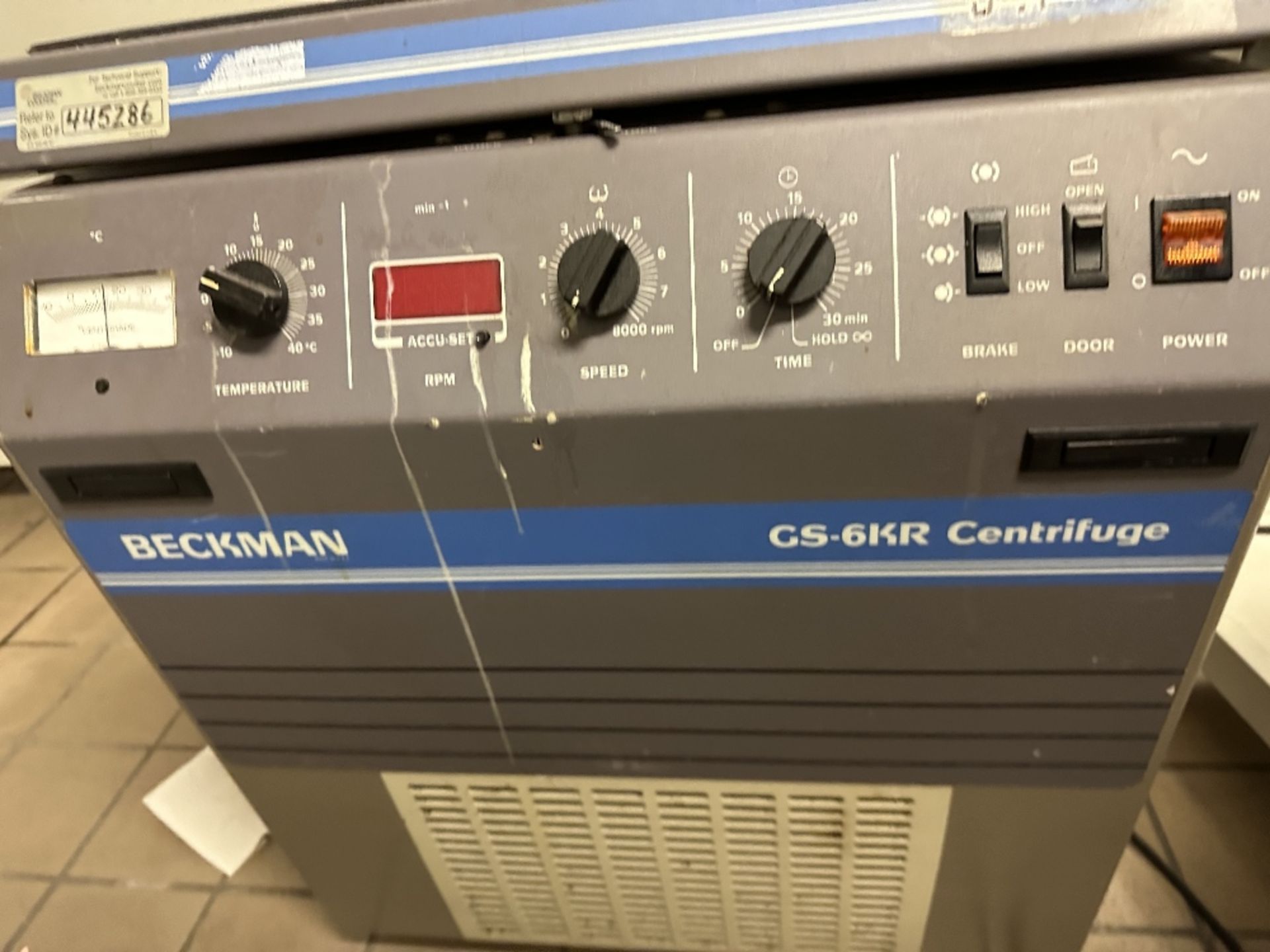 Beckman Coulter CS-6KR Refrigerated Centrifuge (LOCATED IN MIDDLETOWN, N.Y.)-FOR PACKAGING & - Image 2 of 5