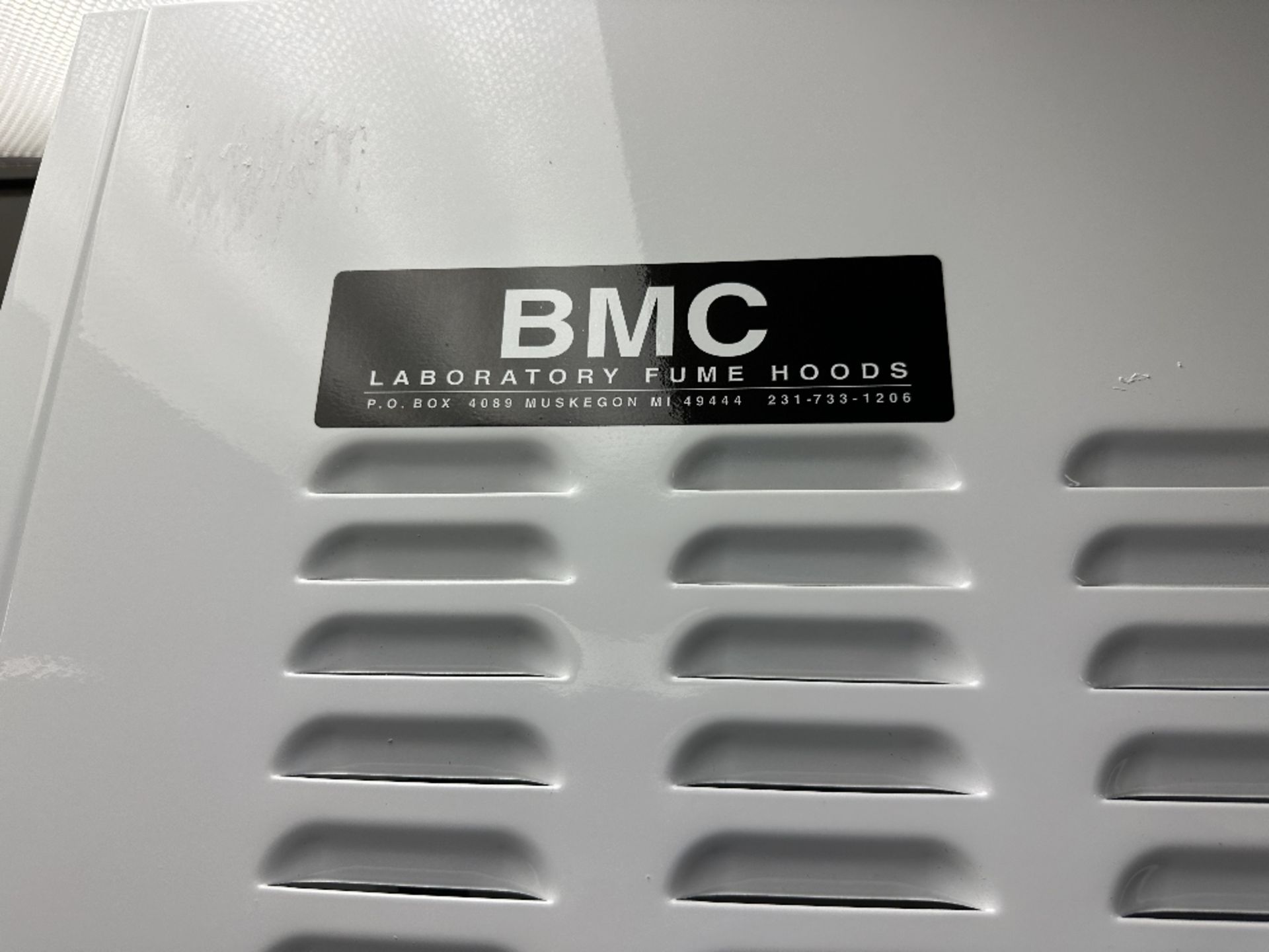 BMC Laboratory Hood (LOCATED IN MIDDLETOWN, N.Y.)-FOR PACKAGING & SHIPPING QUOTE, PLEASE CONTACT JOE - Image 2 of 6