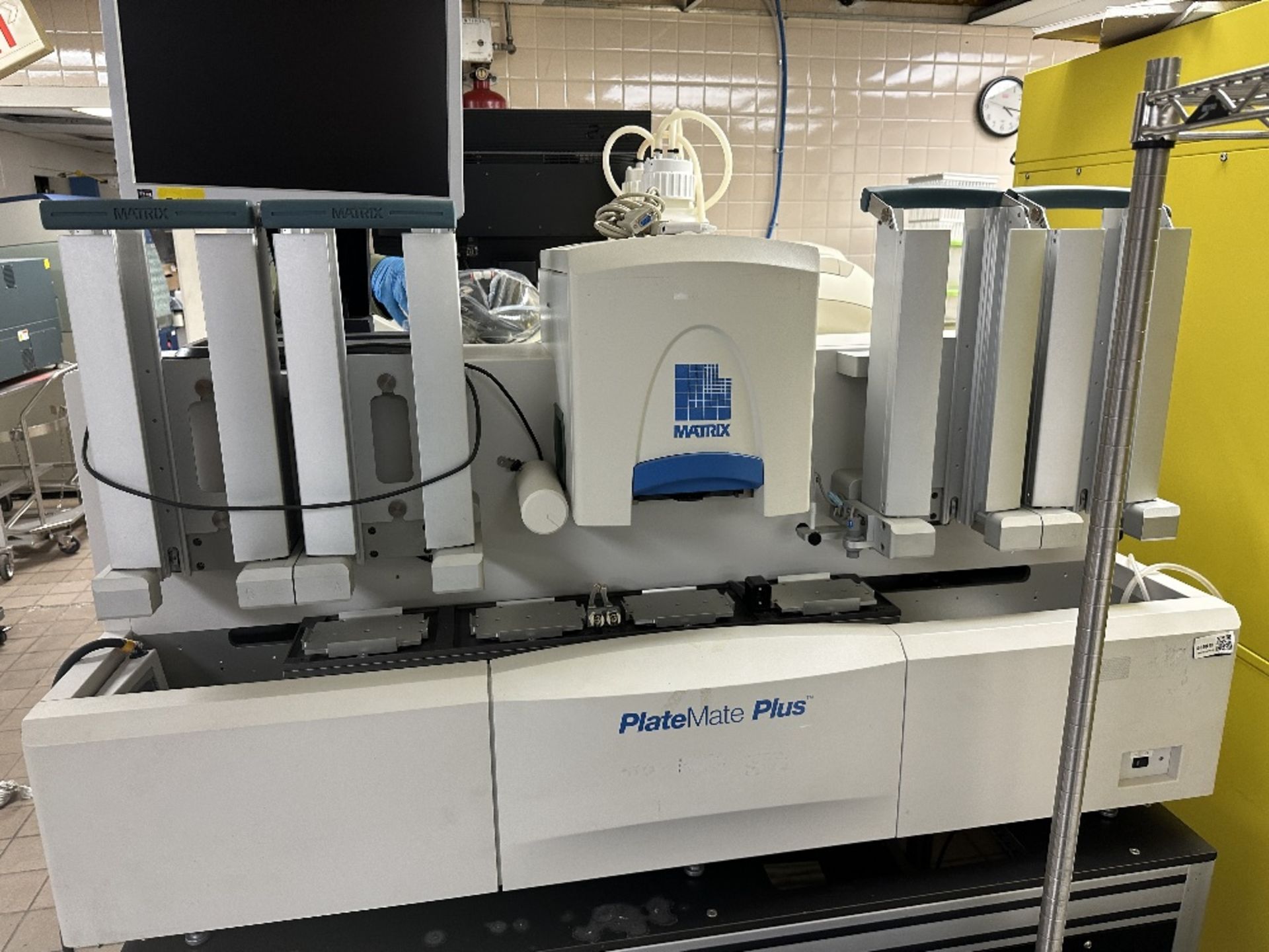 Fisher PlateMate Plus™ Liquid Transfer Device (LOCATED IN MIDDLETOWN, N.Y.)-FOR PACKAGING & SHIPPING