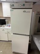 Nuaire NU-8700 Dual Stack CO2 Incubator (LOCATED IN MIDDLETOWN, N.Y.)-FOR PACKAGING & SHIPPING