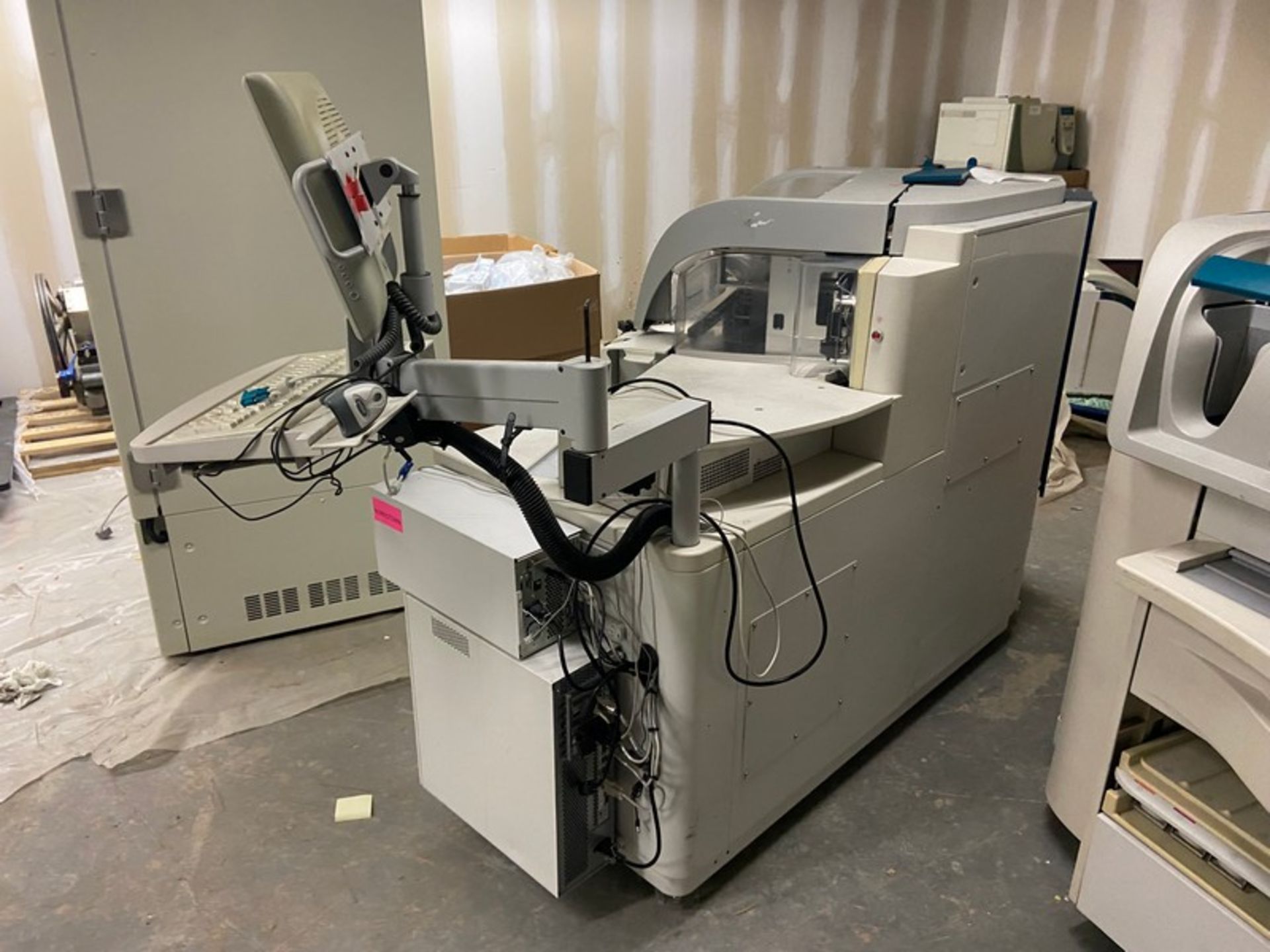 Advia Centaur XP Immunoassay System, S/N IRL17161042, 200-240 Volts (LOCATED IN MIDDLETOWN, N.Y)-FOR - Image 6 of 6