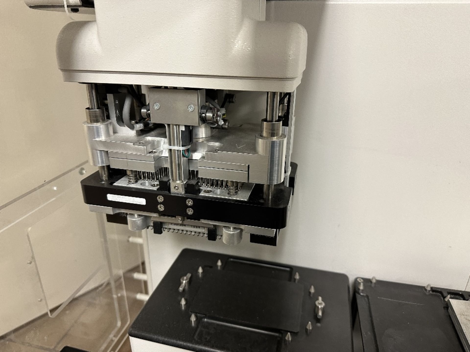Beckman Biomek FX Automated Liquid Handler (LOCATED IN MIDDLETOWN, N.Y.)-FOR PACKAGING & SHIPPING - Image 7 of 8
