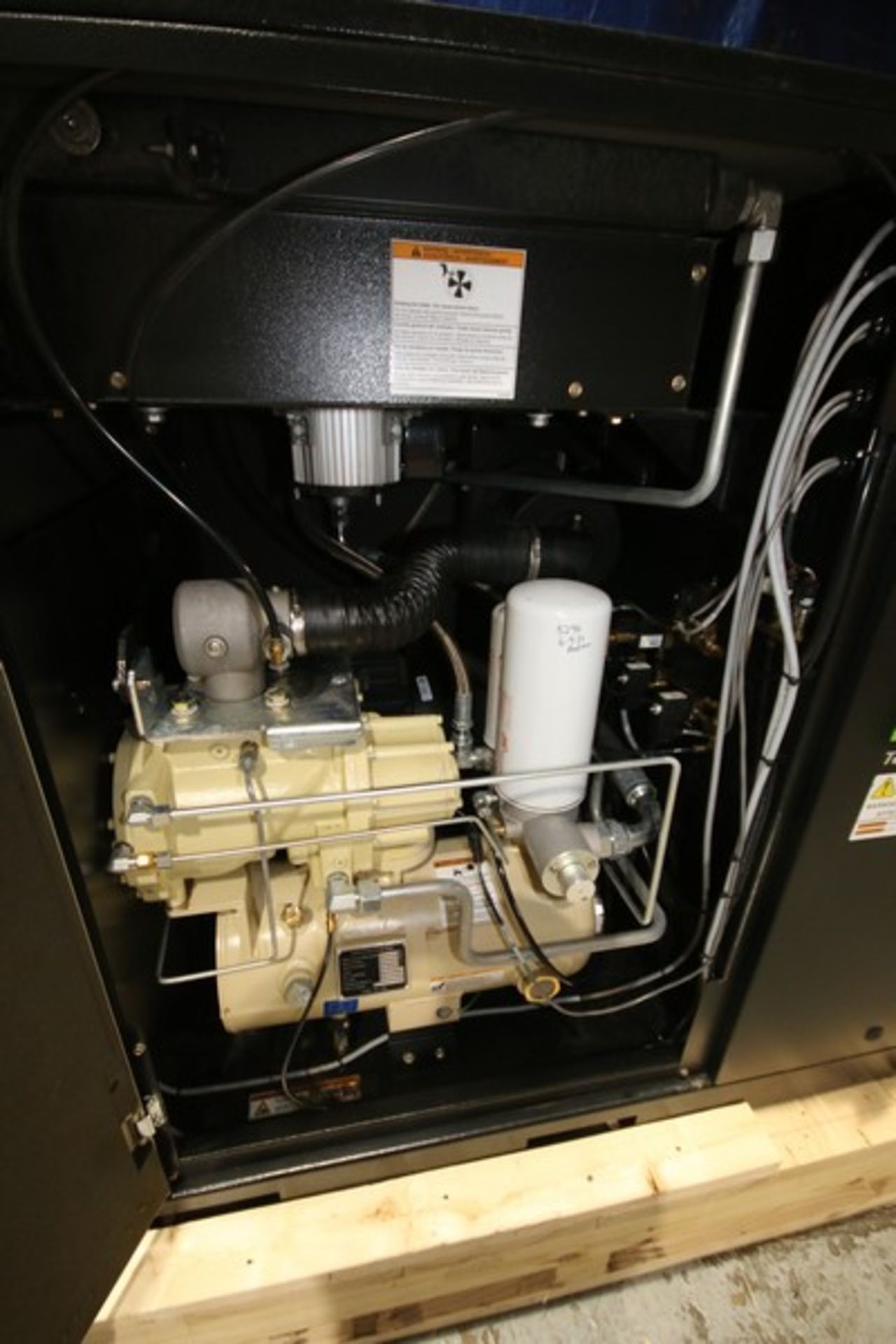 2021 Ingersol Rand 30 hp Screw Air Compressor, Model RS22IE-A138-TAS, SN CBV774619, 138 max psi, - Image 5 of 13