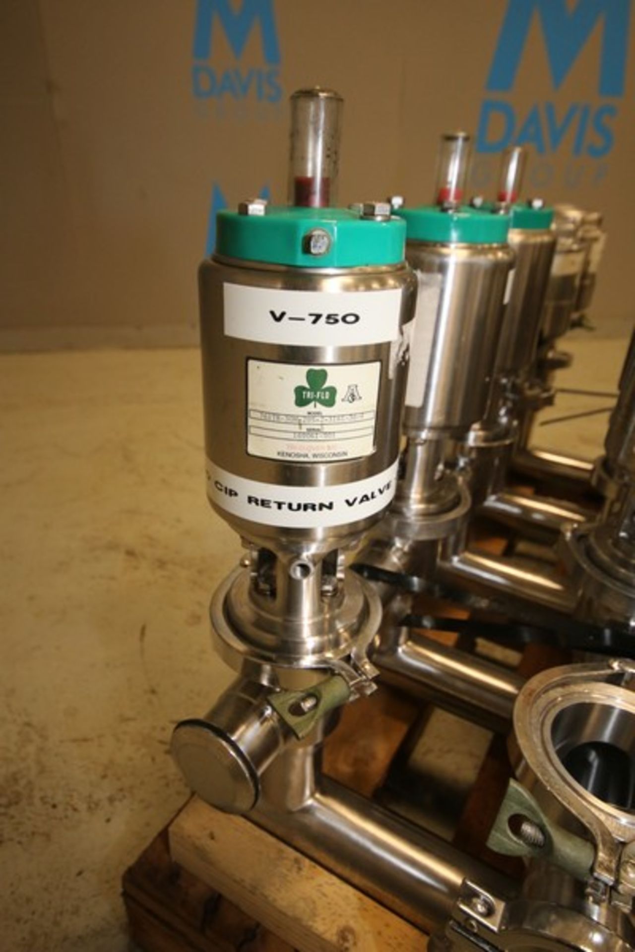 Tri Clover 2.5" (30) Valve S/S Air Valve Cluster, with Model 761 & 361 Valves (INV#69876) (Located @ - Image 6 of 7