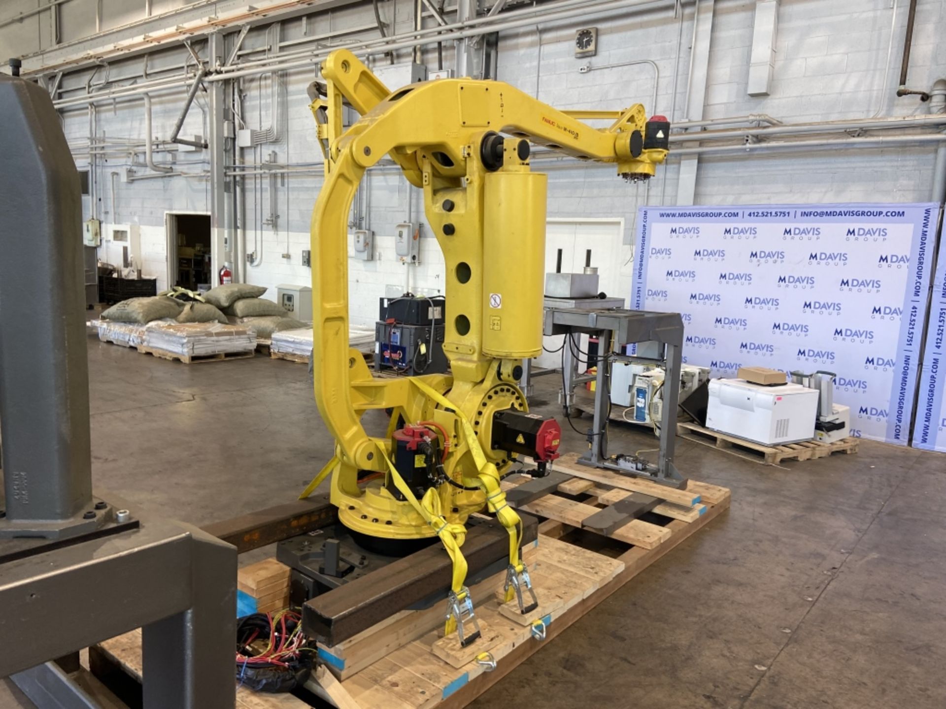Fanuc Robot, M/N M-410iB 300, with Metal Mount, with Double Door Control Panel (INV#68594)(Located @ - Image 8 of 13
