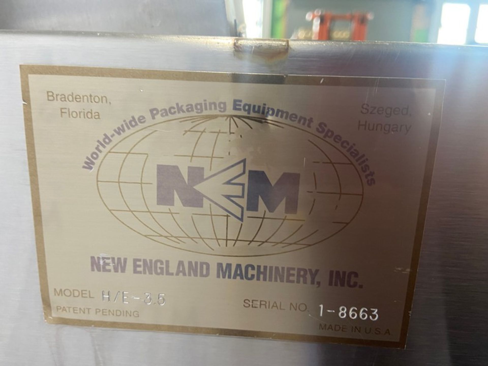 New England Machinery Inc. Cap Hopper/Incline Conveyor, M/N H/E-3.5, S/N 1-8663, with Motor, Mounted - Bild 7 aus 7