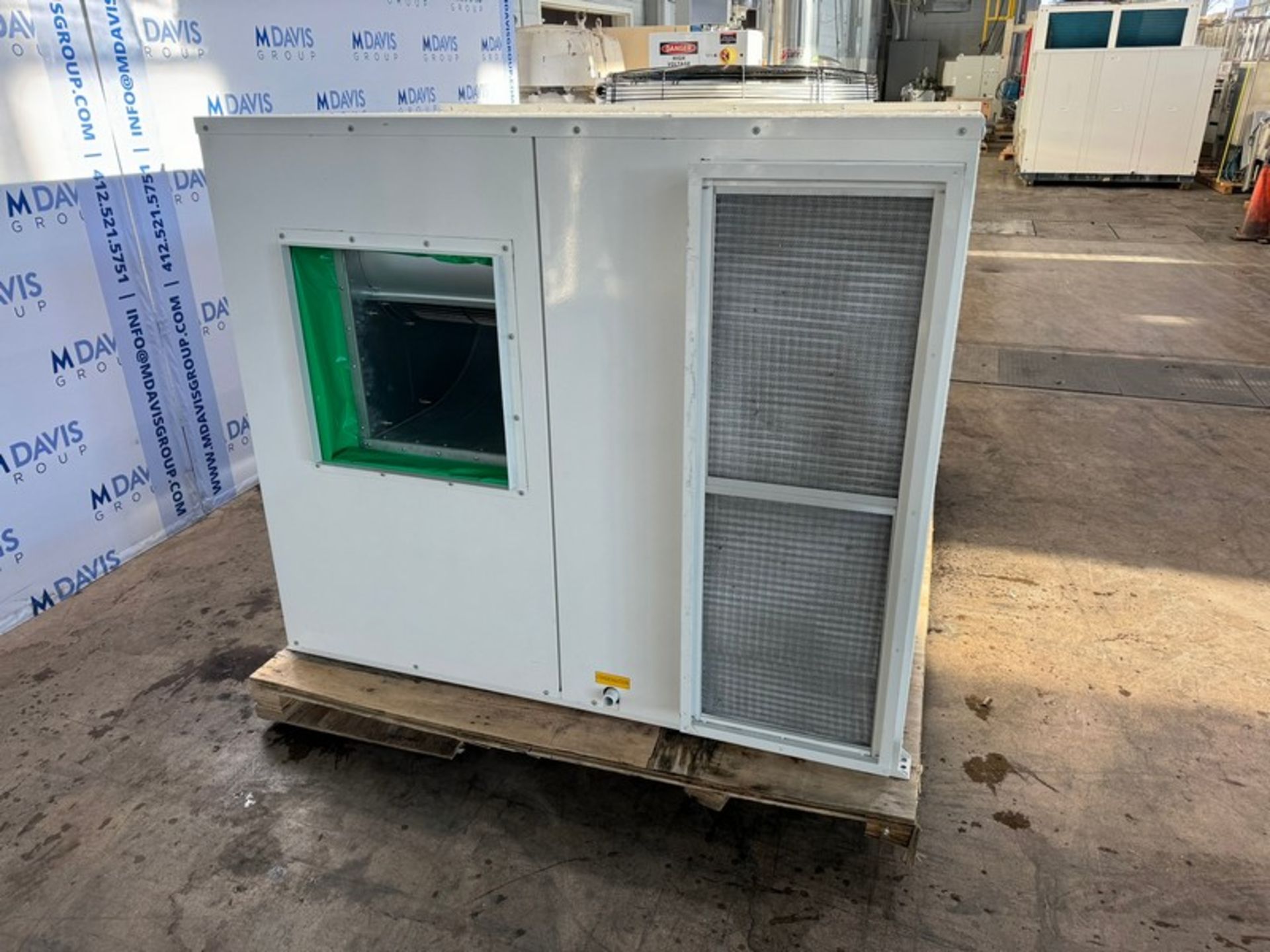 NEW 2022 SHENHLIN Roof Mounted Air Cooled Package Unit, S/N C5020221018R001, Cooling Capacity 70 kW, - Image 3 of 7