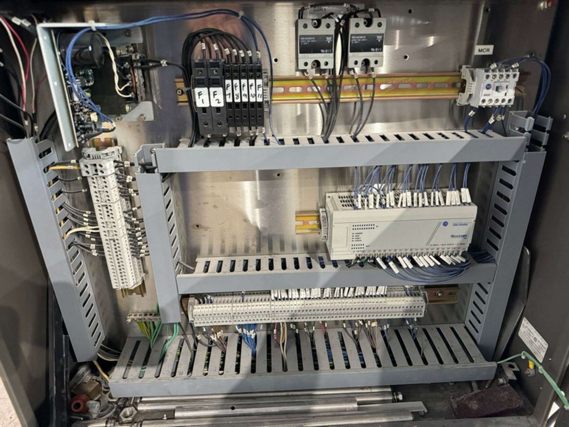 Econoseal E2000 Horizontal Cartoner, with Allen-Bradley Micro-Logix 1000 PLC, with Foot Control, 220 - Image 8 of 10