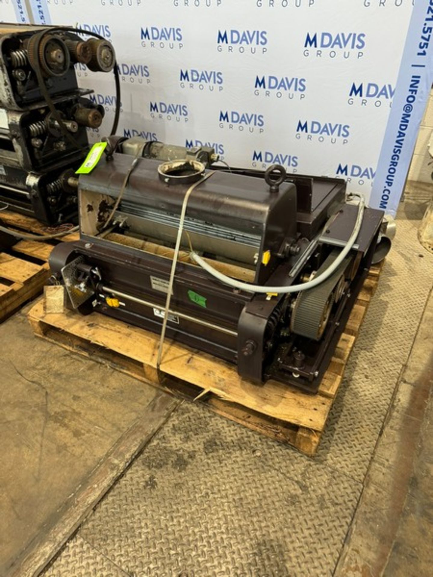 (1) Modern Process Equipment Inc. Granulizer Exhange Heads, with Dual Aprox. 30” L Grinding Die( - Bild 2 aus 6