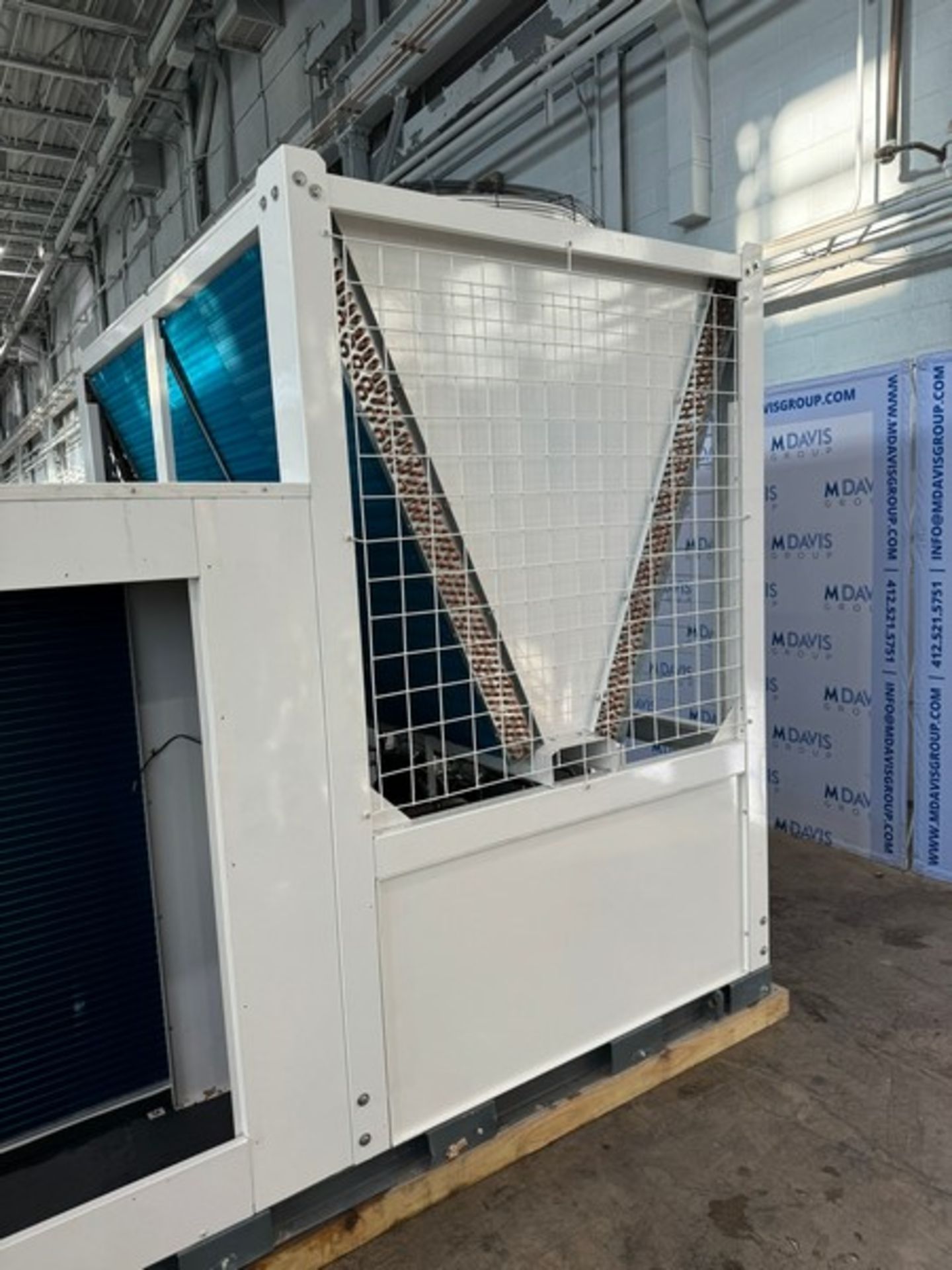 NEW 2022 SHENHLIN Roof Mounted Air Cooled Package Unit, S/N C5020221018R002, Cooling Capacity: 140.2 - Image 4 of 17