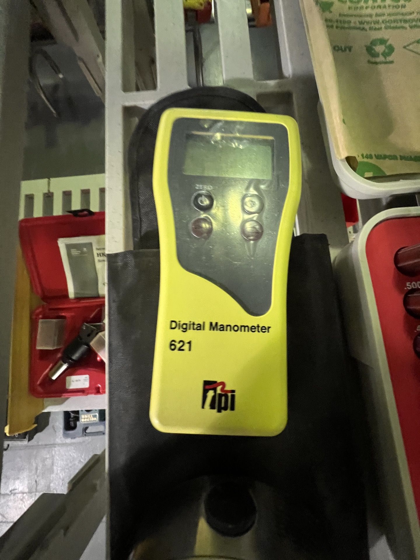 TPI DIGITAL MANOMETER 621 - Image 4 of 6