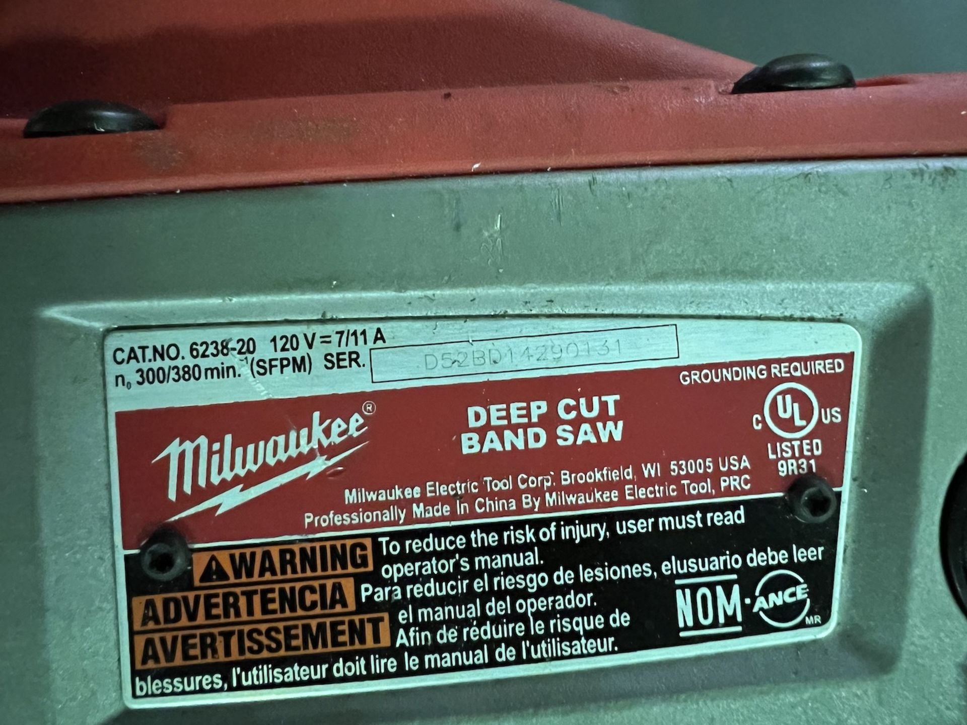 MILWAUKEE DEEP CUT BAND SAW, MODEL 6238-21, S/N D52BD14290131 - Image 4 of 12