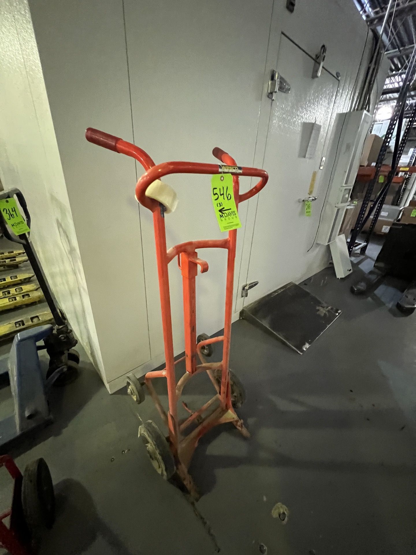 MATERIAL HANDLING EQUIPMENT, INCLUDES (2) 2-WHEEL DOLLIES AND HYDRAULIC PALLET JACK - Image 6 of 6
