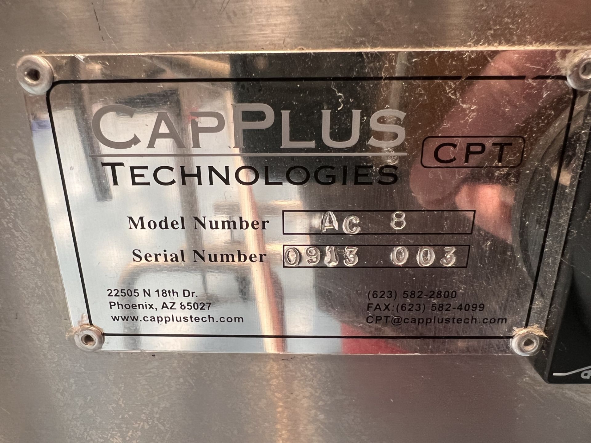 CAP PLUS TECHNOLOGIES STRAIGHT LINE 8-SPINDLE CAPPER, MODEL AC 8, S/N 0913 003, INCLUDES ELEVATING - Image 12 of 17