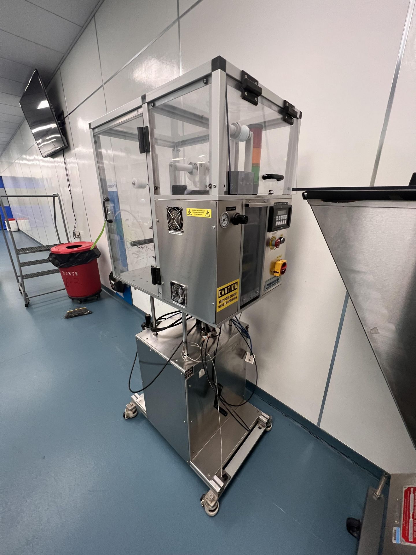 PHARMAFILL DESICCANT PACK INSERTER (MORE PHOTOS AND SPECS TO BE ADDED SOON) - Image 3 of 10