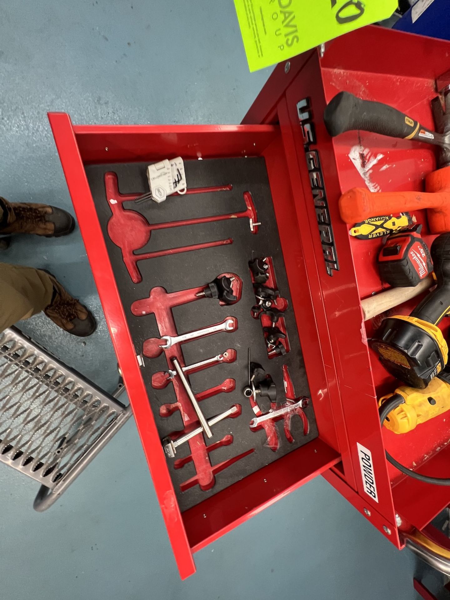 TOOL CHEST WITH CONTENTS - Image 3 of 3