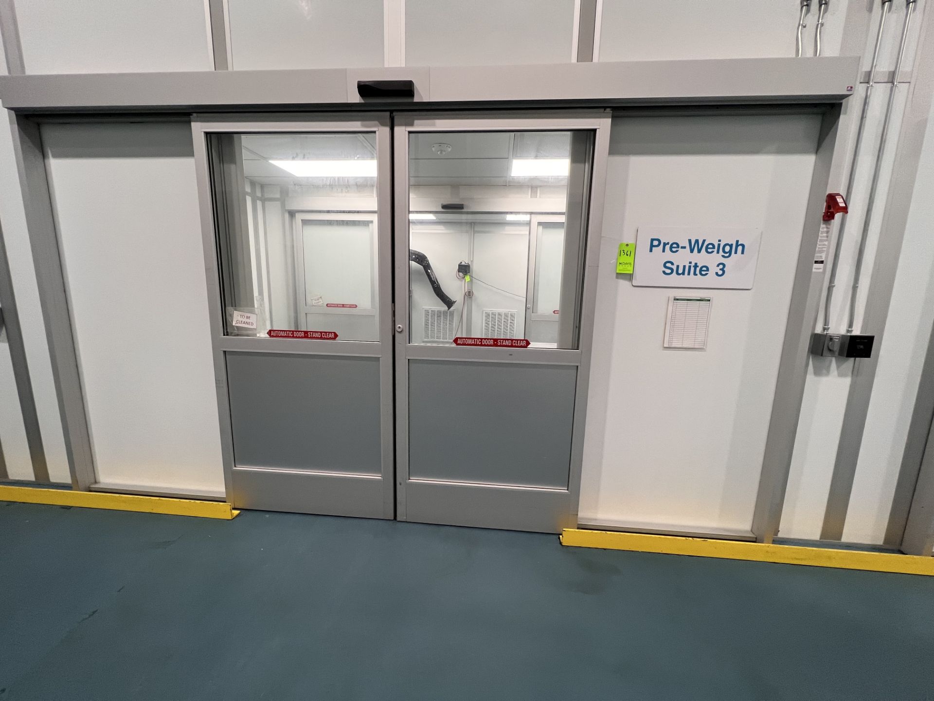 MODULAR CLEAN ROOM, PRE-WEIGH SUITE 3, INCLUDES (2) AUTMATIC SLIDING DOORS, (4) CAMFIL HEPA UNITS,