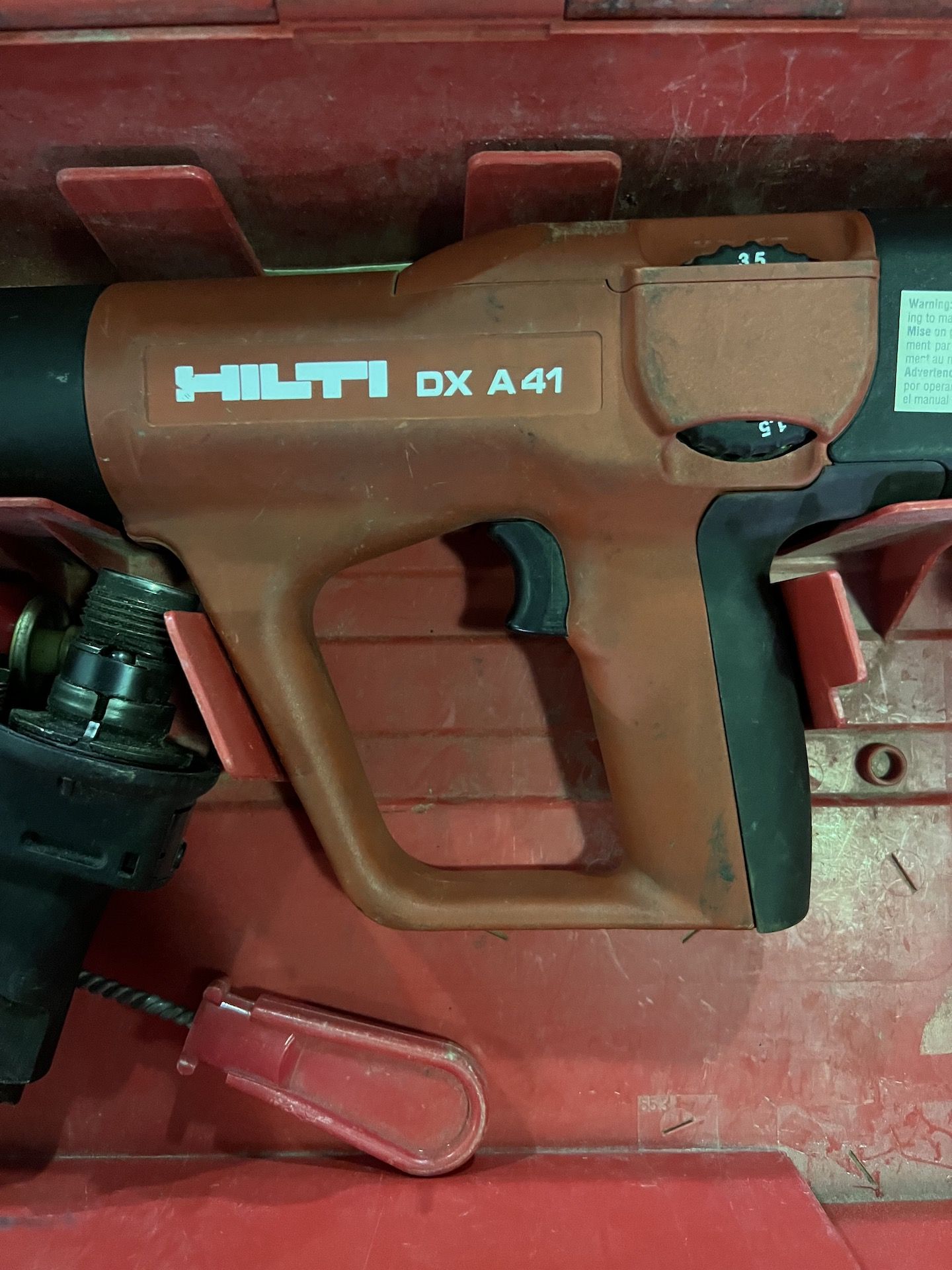 HILTI DX A41 POWDER ACTUATED NAIL GUN WITH X-1M72 MAGAZINE - Image 8 of 13