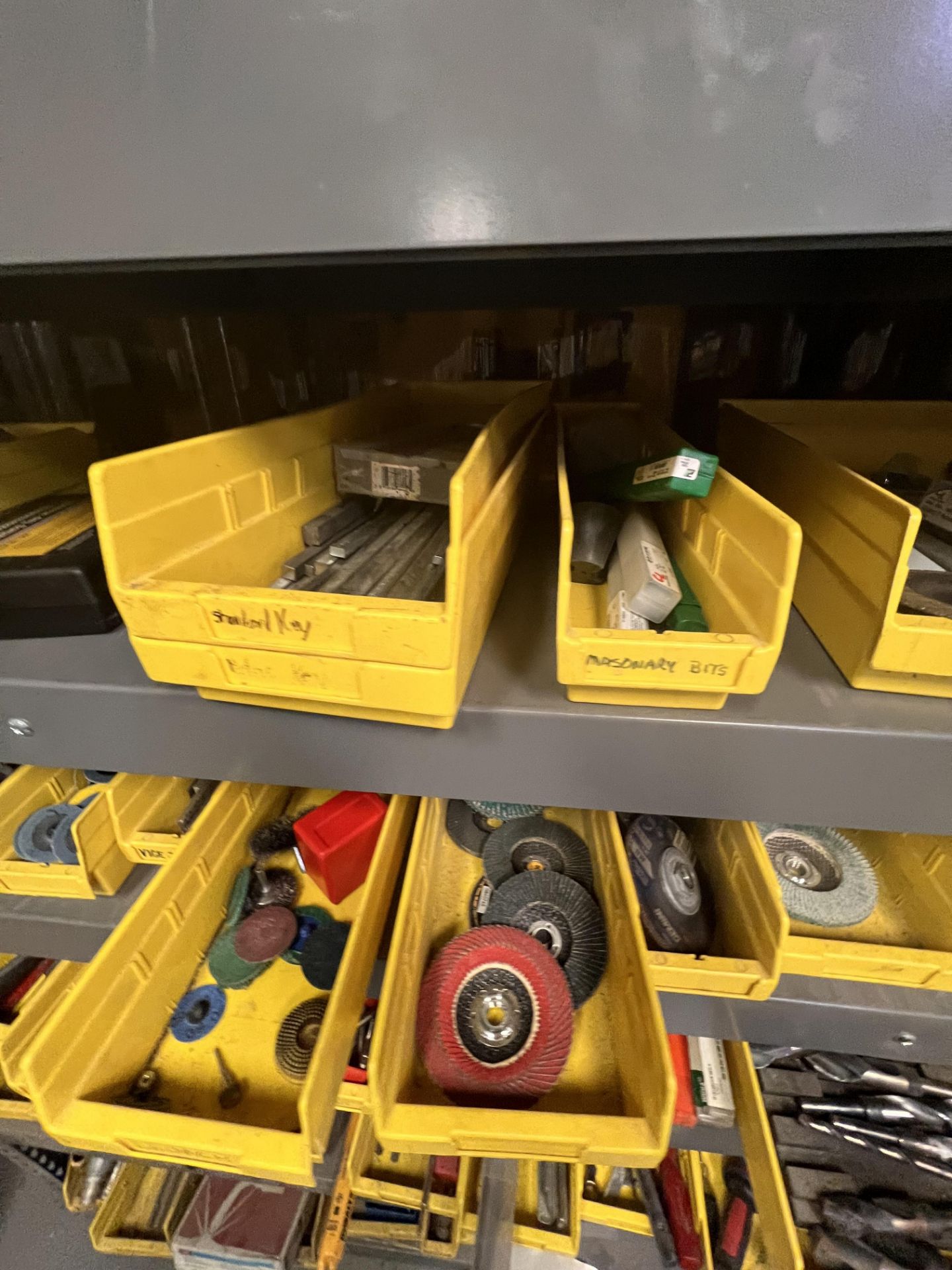 ASSORTED TOOLS AND HARDWARE ON RACK, INCLUDES DRILL BITS, WELDING HARDWARE, TAPS, DIES, GRINDING - Image 30 of 35