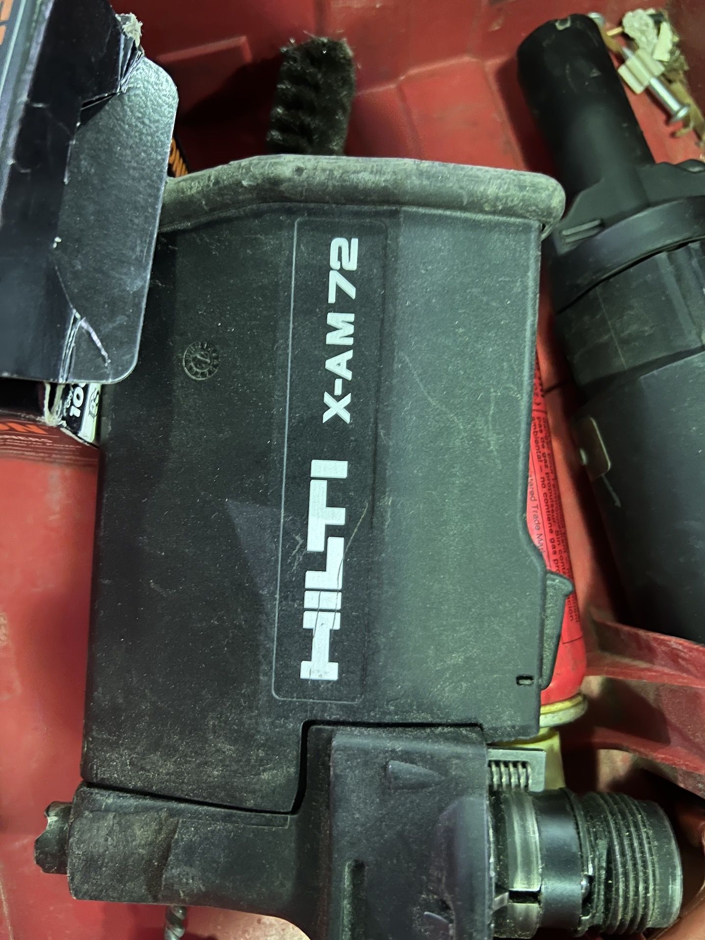 HILTI DX A41 POWDER ACTUATED NAIL GUN WITH X-1M72 MAGAZINE - Image 9 of 13