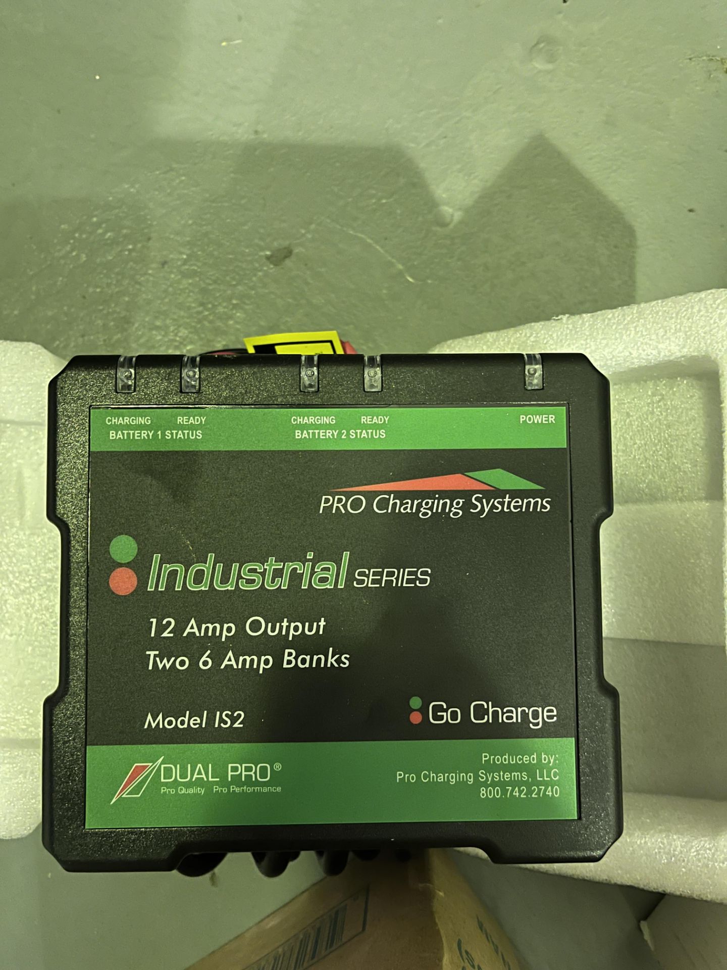 PRO CHARGING SYSTEMS INDUSTRIALSERIES 12 AMP OUTPUT TWO 6 AMP BANK - Image 2 of 6