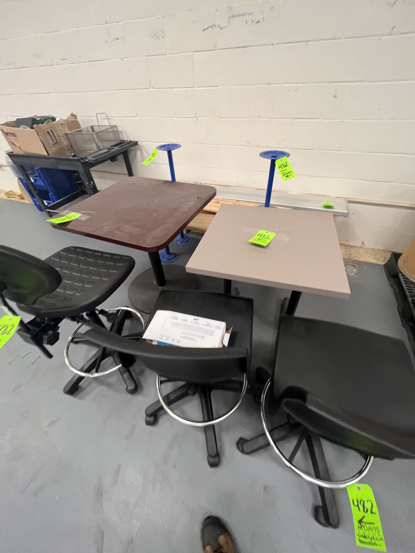 LOT OF ASSORTED FURNITURE INCLUDING TABLES, CHAIRS AND BENCHES - Image 2 of 6