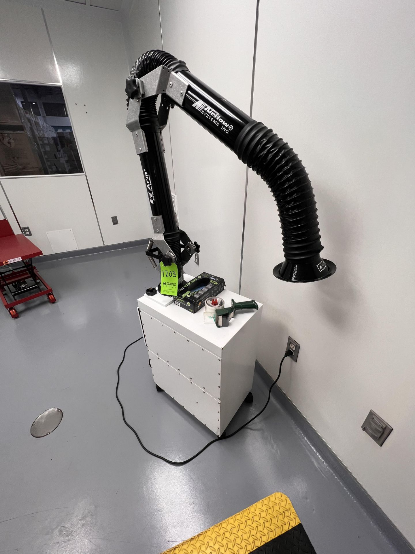 2019 Airflow Systems Portable Dust Collector, E-Z Arm Extraction System, Model MiniVac 66-0 Hepa, SN - Image 4 of 7