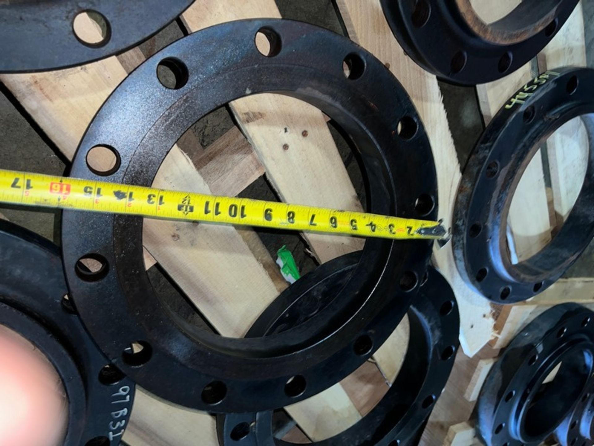 One Lot 4 Cast Iron Pipe Flanges 15" OD, 8.75" ID, 12 Bolt Holes, 1" thickness, 2" bore depth ( - Image 2 of 5
