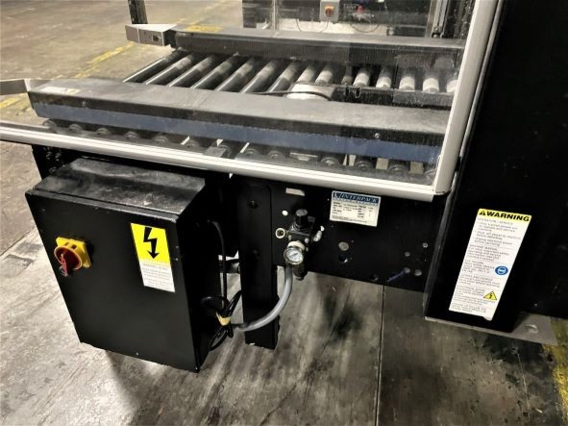 Interpack Top and Bottom Case Sealer Taper, Model UA 262024-B, S/N TM09511 E 001 with Autoflap, - Image 3 of 8