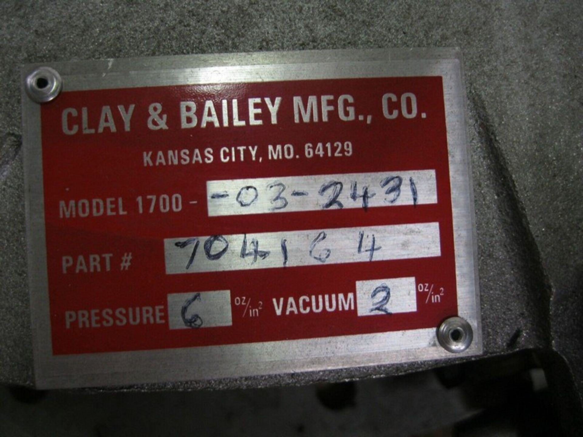 Clay & Bailey 1700-03-2431 Pressure/Vacuum Manhole NEW - Image 4 of 5