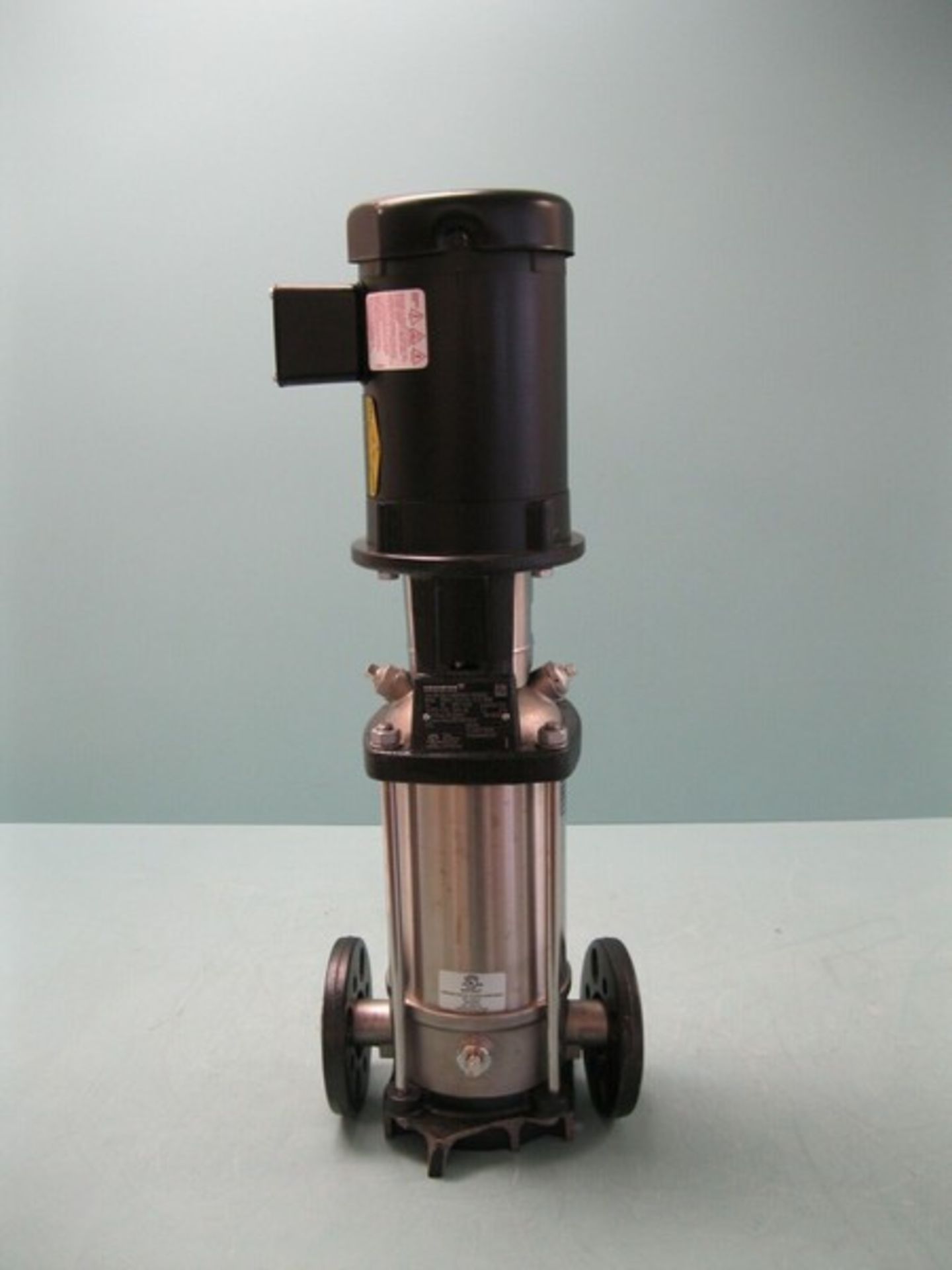 1" Grundfos CRN 1S-12 Centrifugal Pump DIN/ANSI/JIS 3/4 HP Motor AS IS (NOTE: Packing and