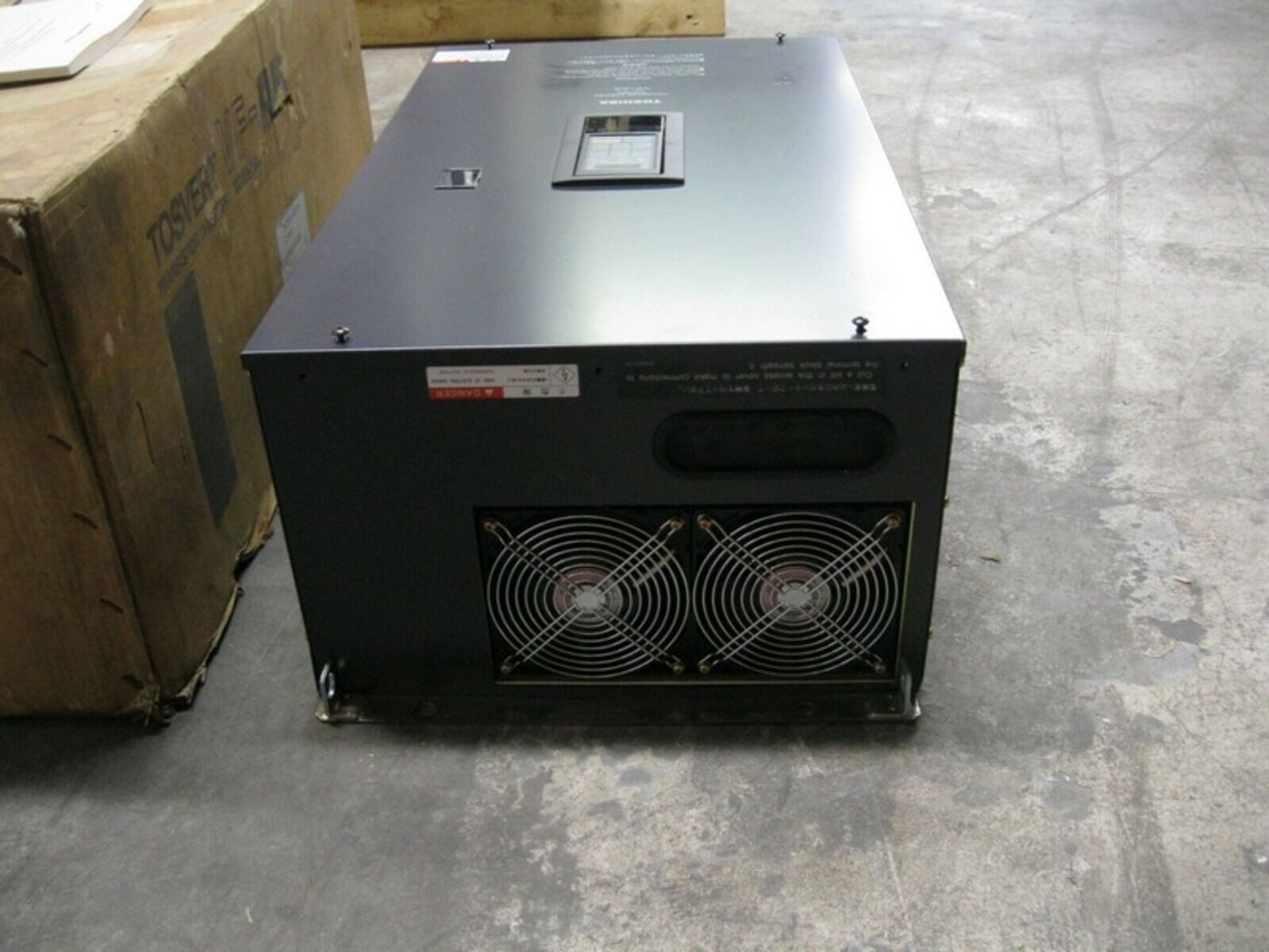 Toshiba Tosvert VFA5-4450P Transistor Inverter 45 kW (60 HP) NEW (NOTE: Packing and Palletizing Can - Image 4 of 7