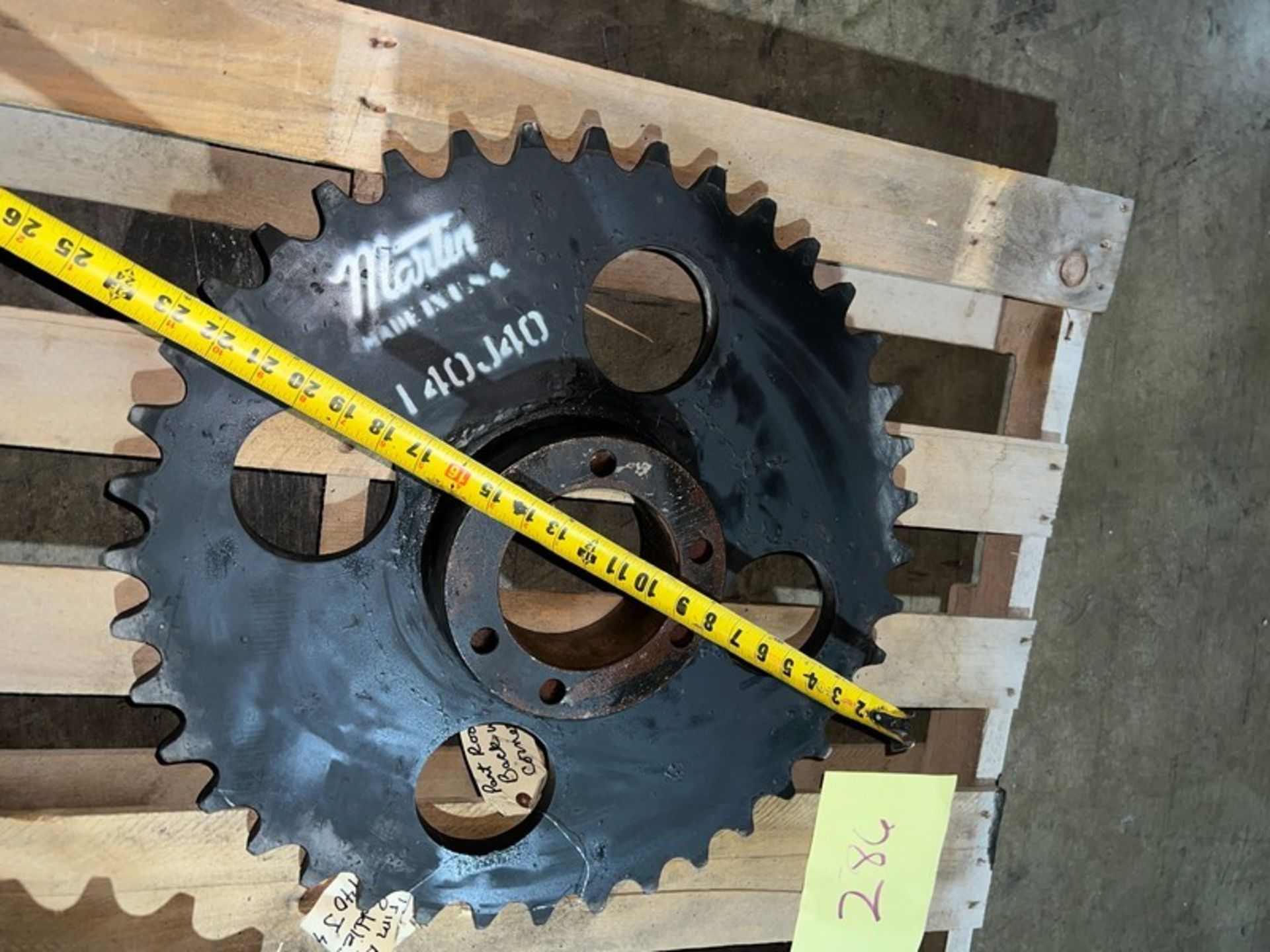 One Lot 2 sets of Split Sprockets and two gears (RIGGING INCLDED WITH SALE PRICE) --Loading Fee $ - Image 4 of 4